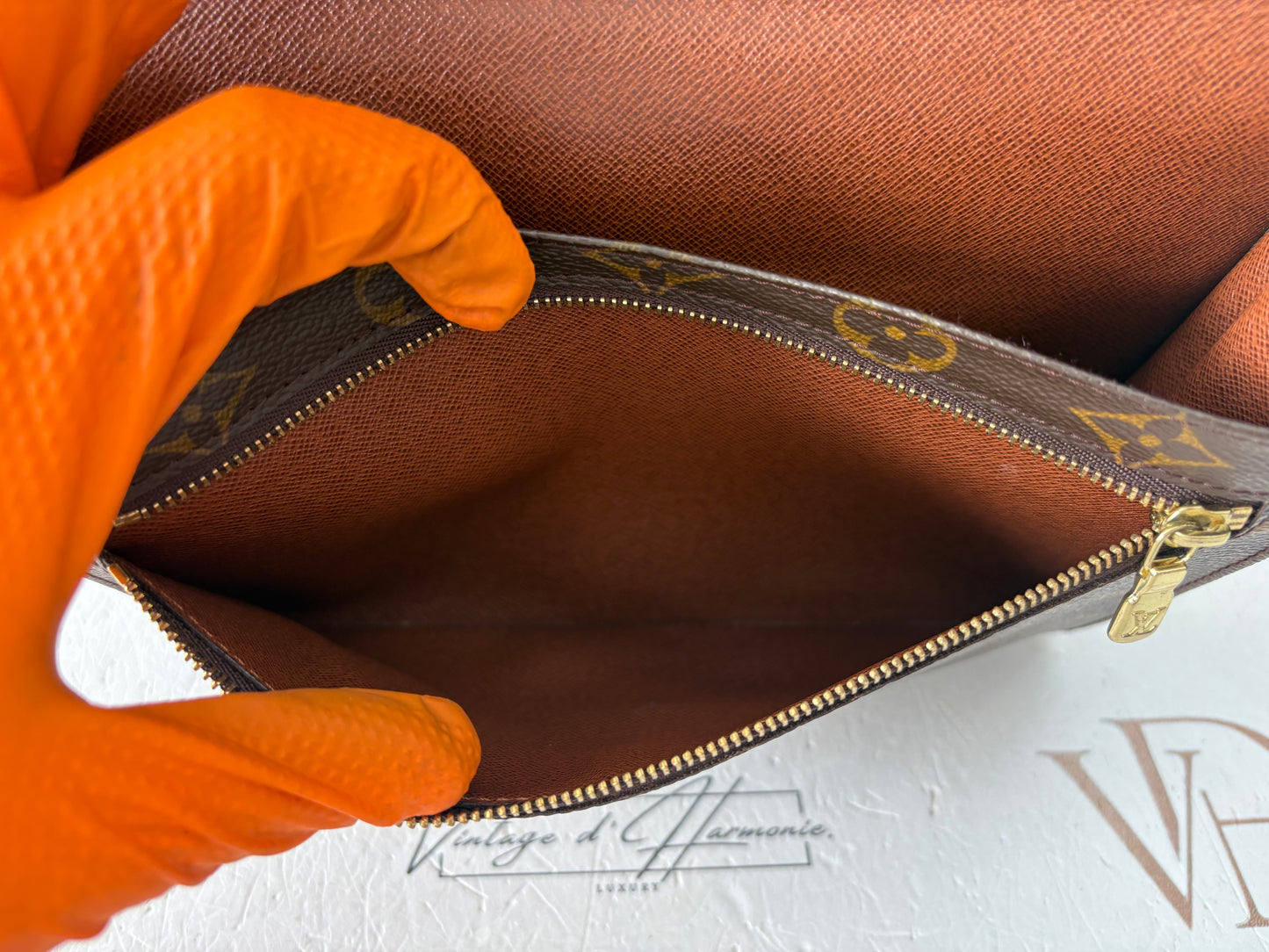 018291 - Louis Vuitton Pochette Rabat 23