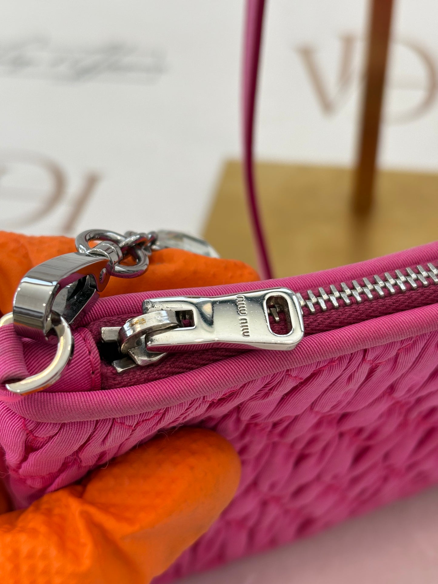 201042 - Miu Miu Pochette