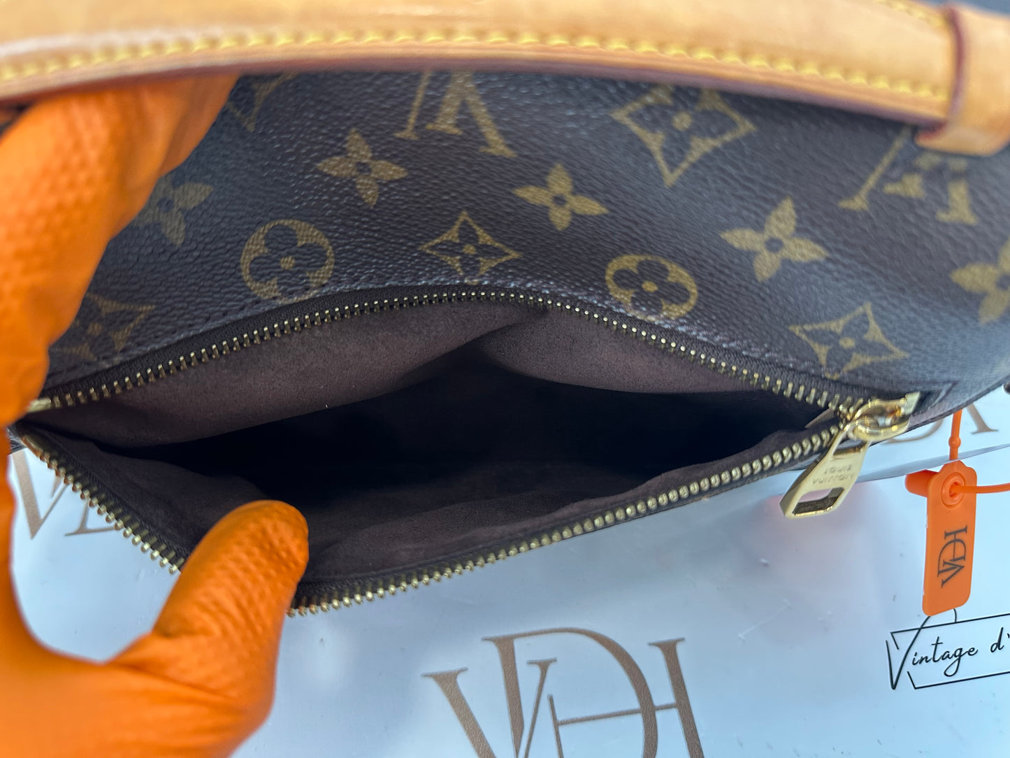 200821 - Louis Vuitton Metis