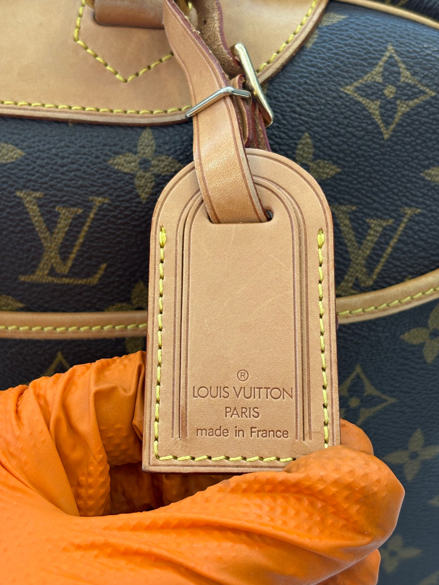 018318 - Louis Vuitton Deauville