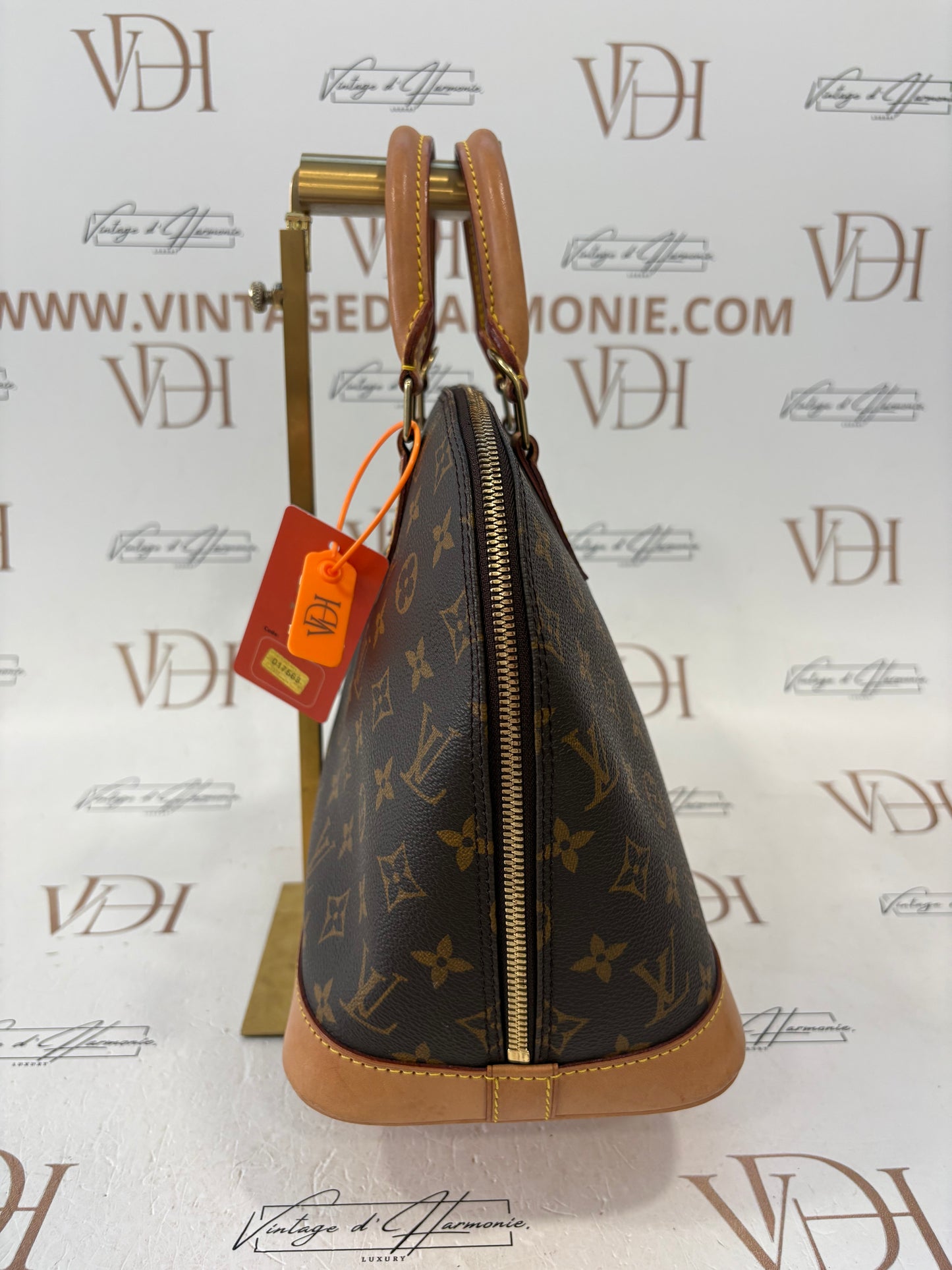 017563 - Louis Vuitton Alma