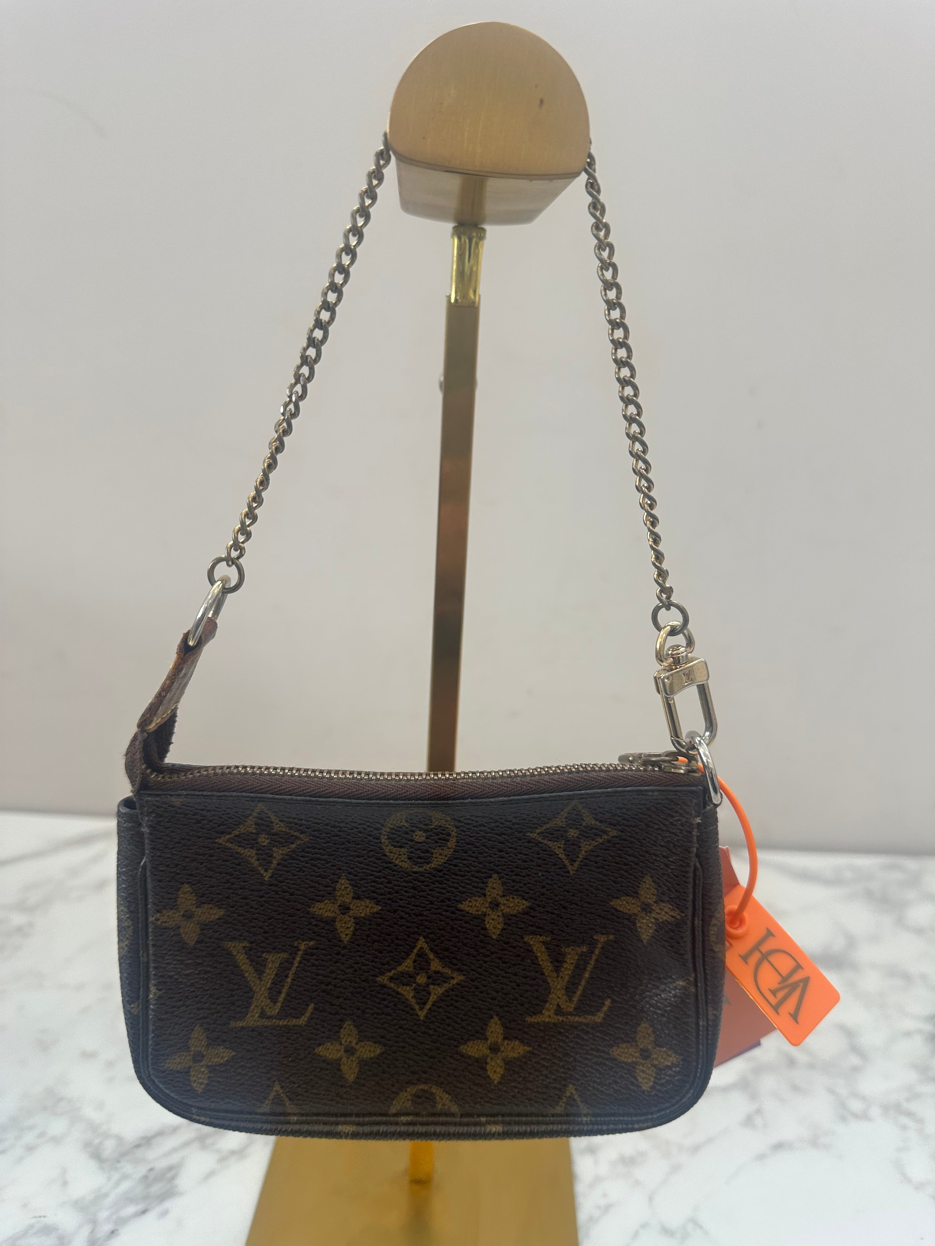 Louis Vuitton Mini Pochette Accessoires