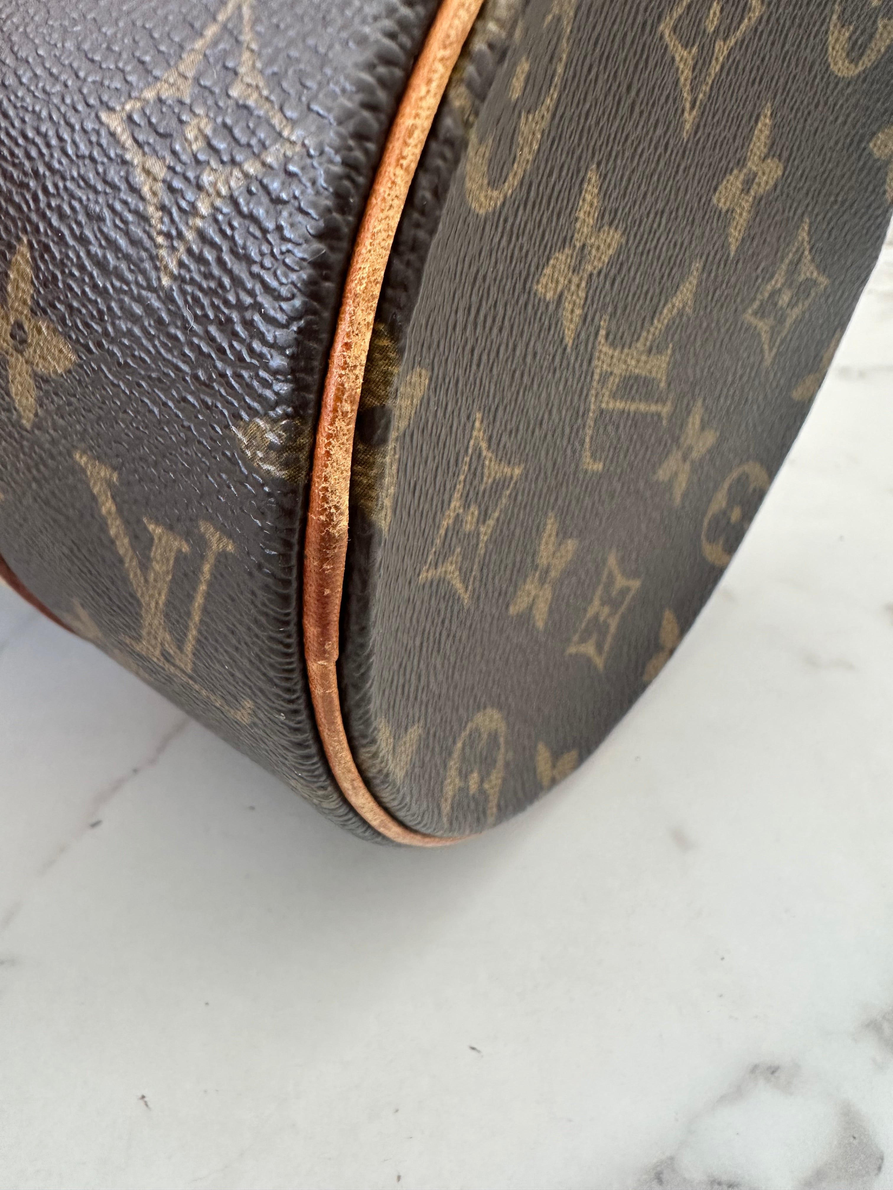 Louis Vuitton Papillon 26