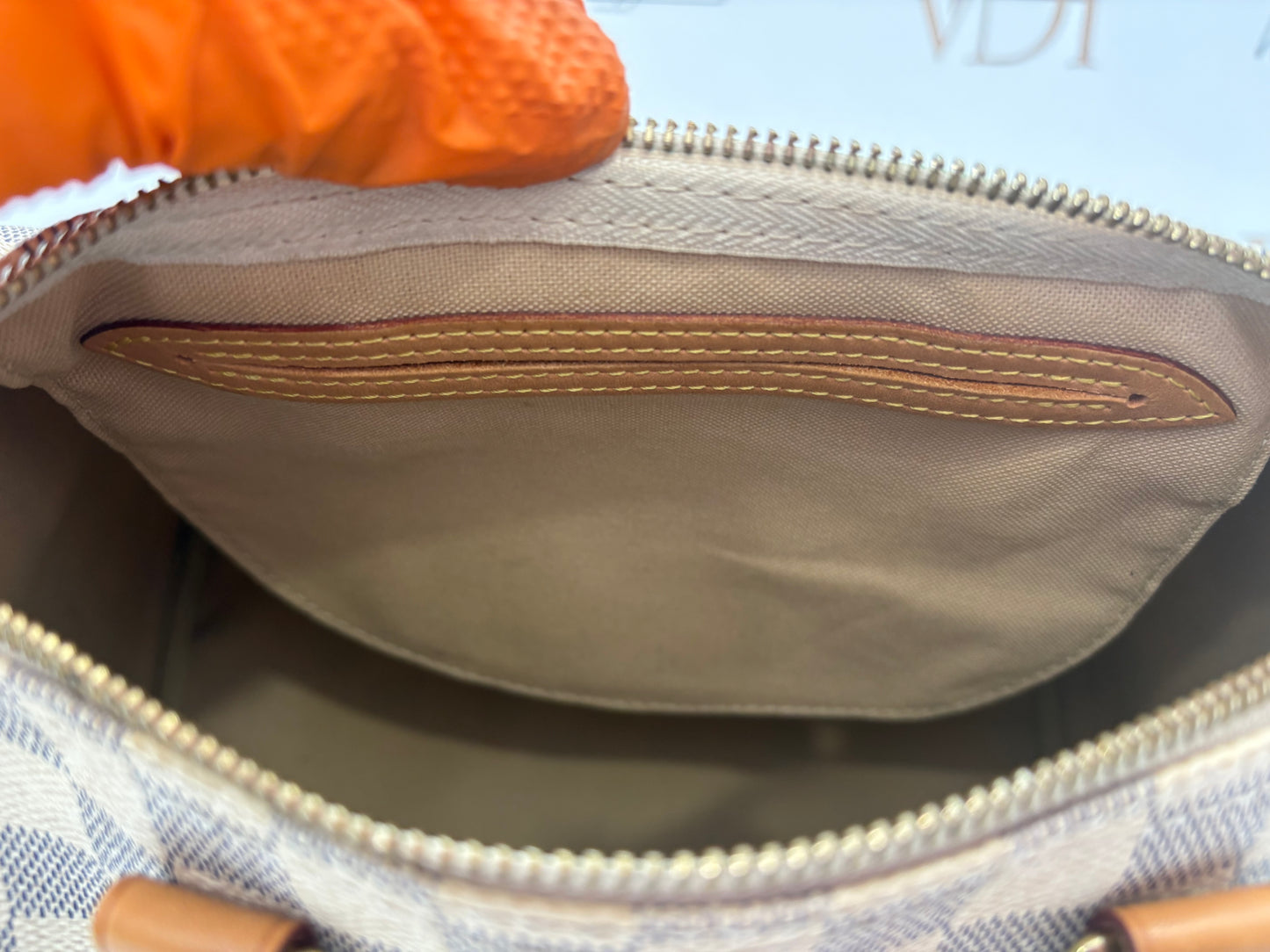383823 - Louis Vuitton Speedy 25
