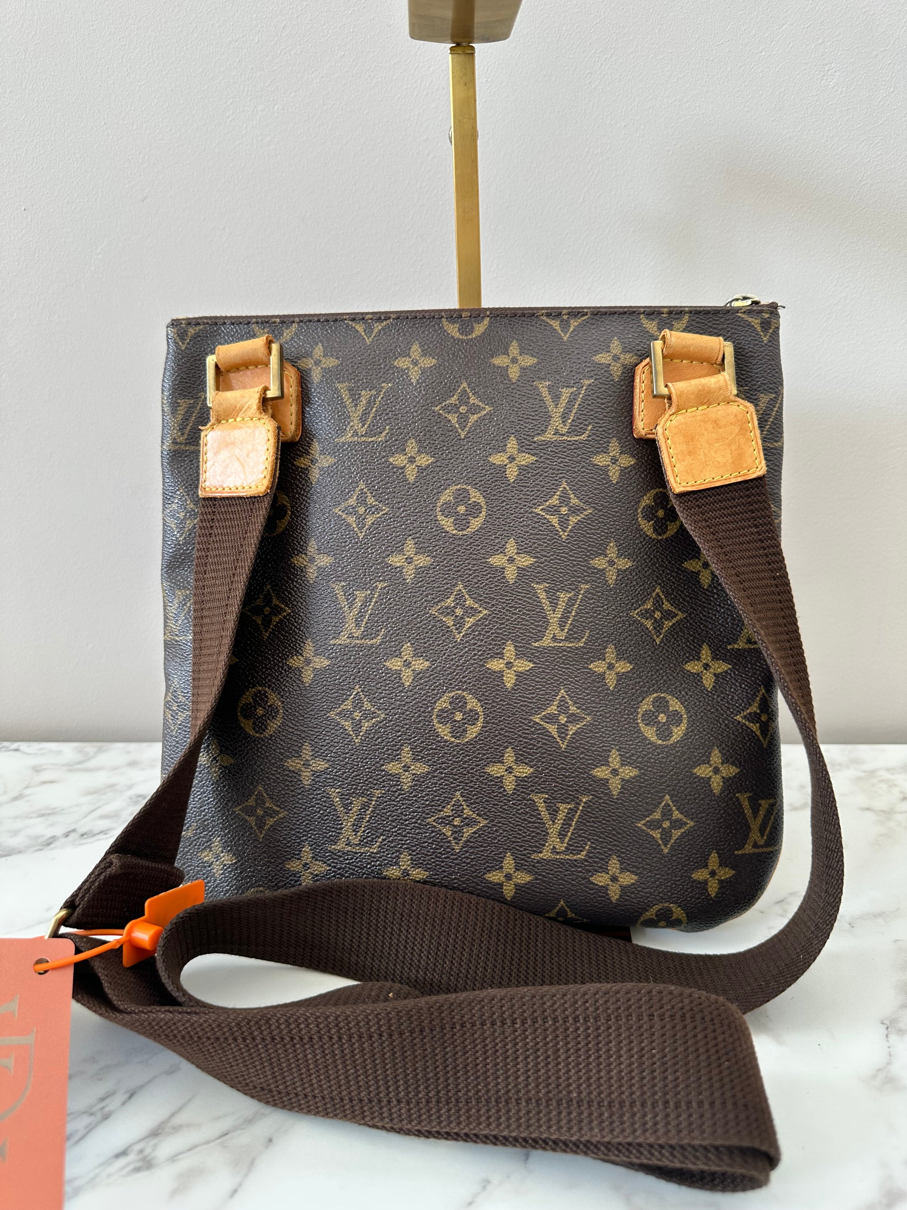 Louis Vuitton Bosphore Shouldere
