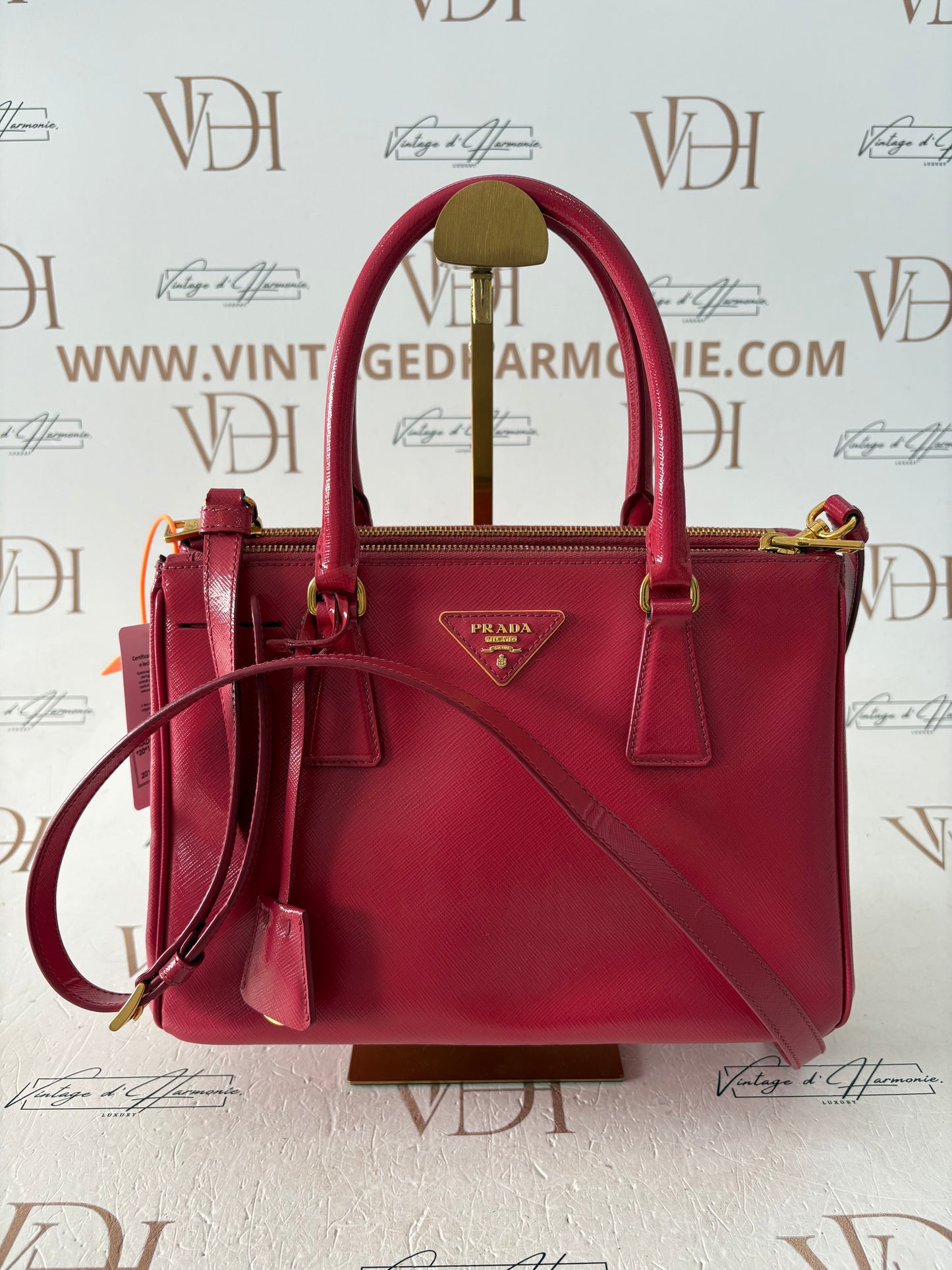 201600 - Prada Galleria