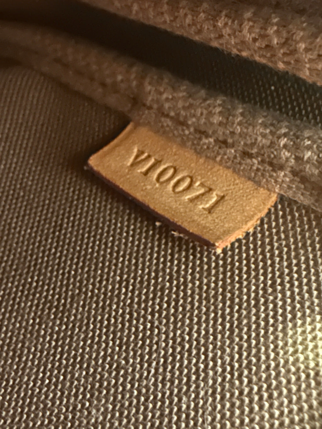 Louis Vuitton Pochette