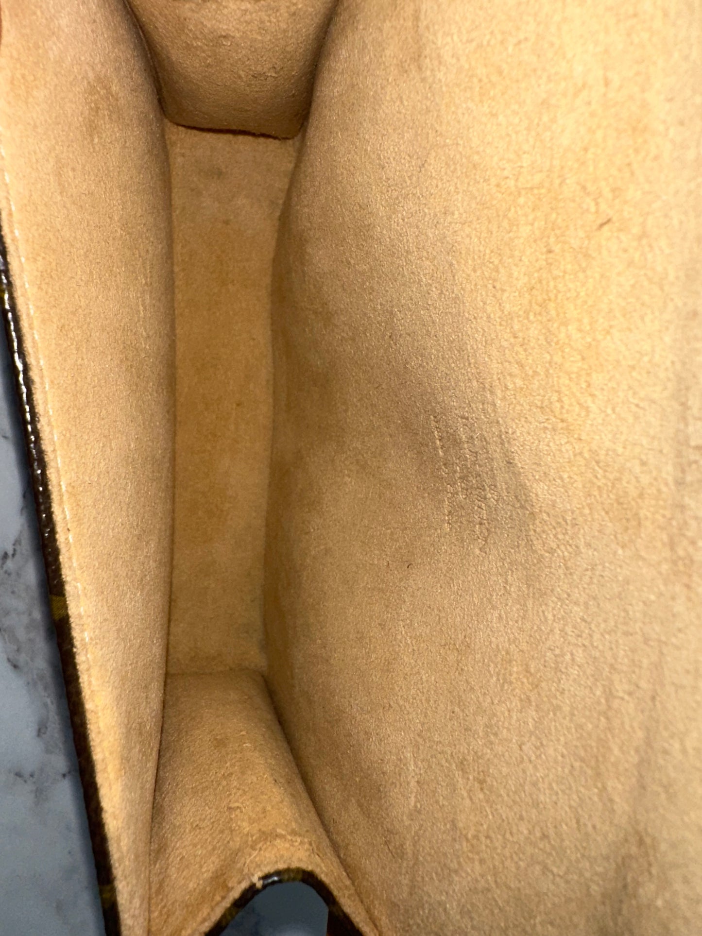 Louis Vuitton Pochette Florentine
