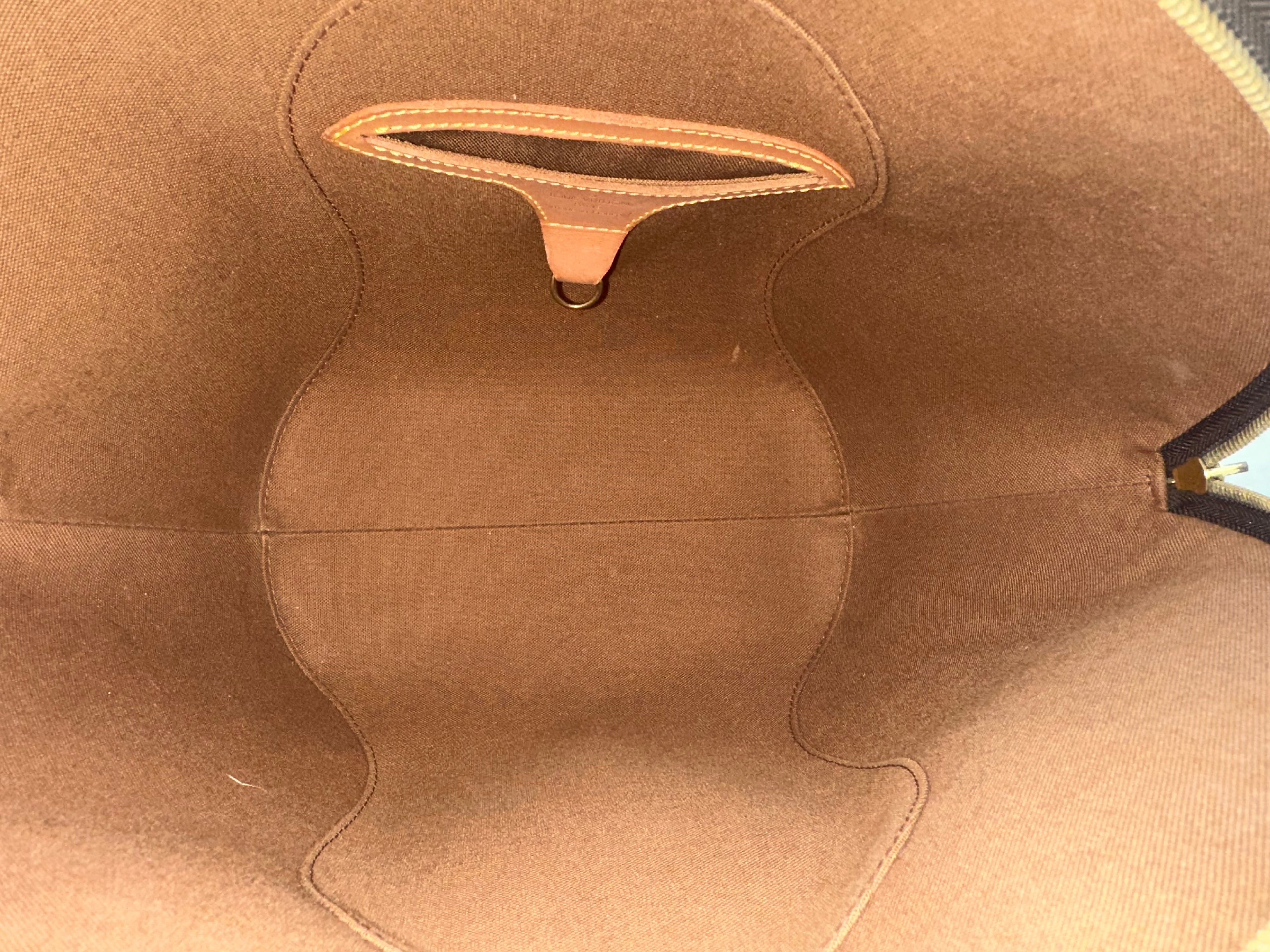 Louis Vuitton Ellipse MM