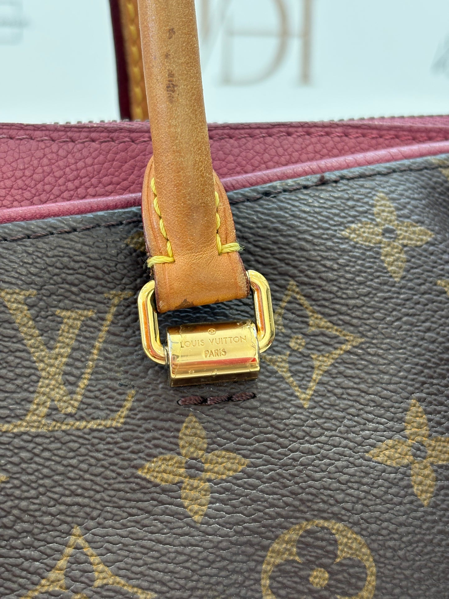 382993 - Louis Vuitton Pallas