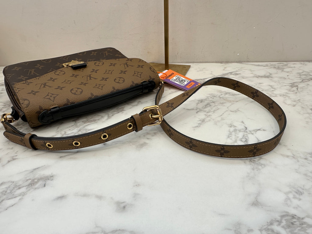 Louis Vuitton Metis Reverse