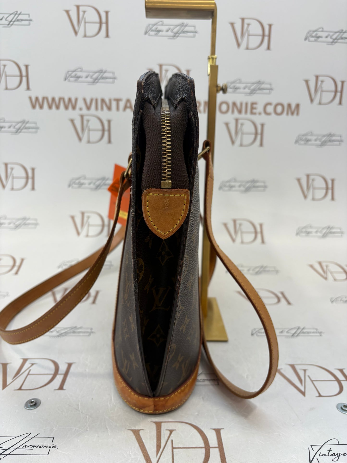017727 - Louis Vuitton Babylone