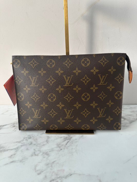 Louis Vuitton Toilette 26