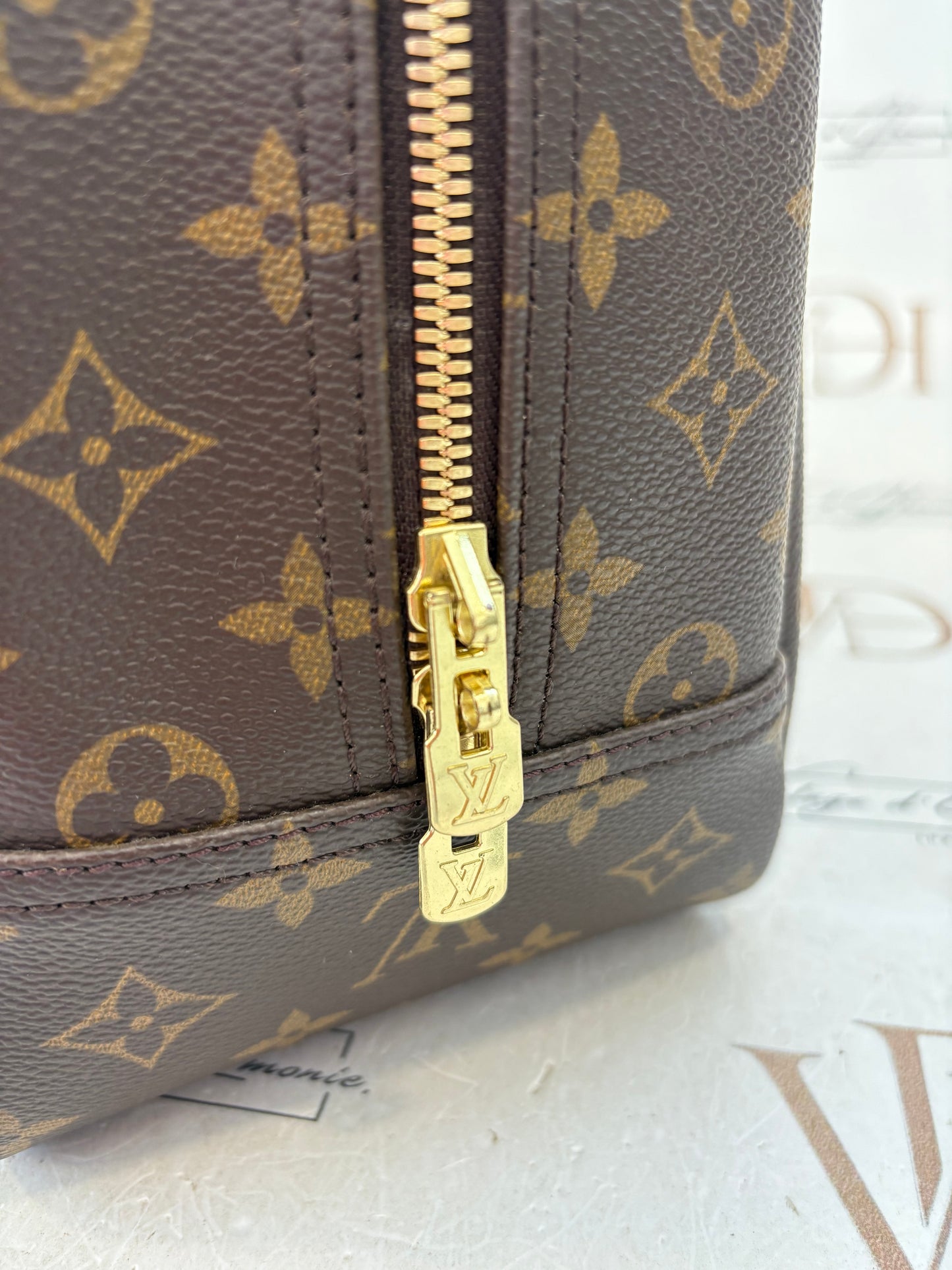 017132 - Louis Vuitton Deauville