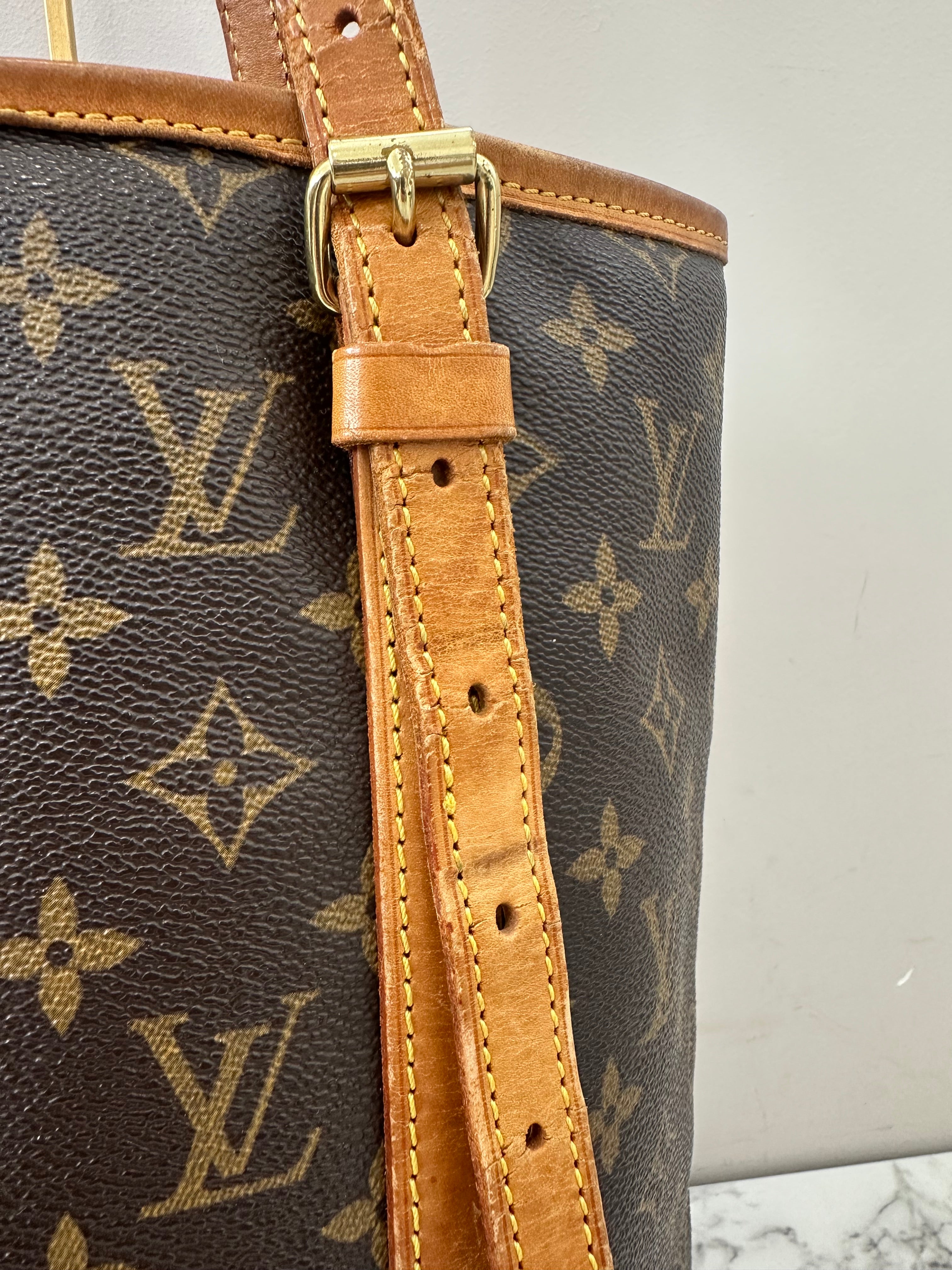 Louis Vuitton Bucket GM