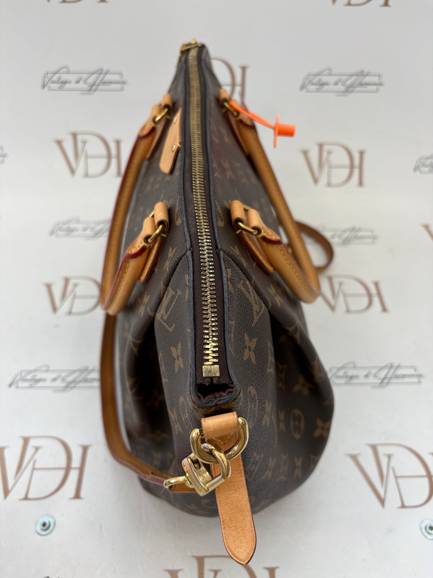 383263 - Louis Vuitton Turenne