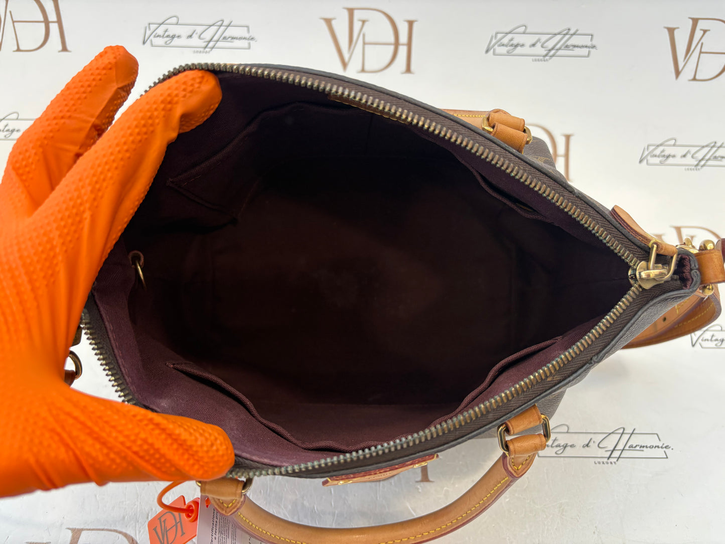 383325 - Louis Vuitton Turenne