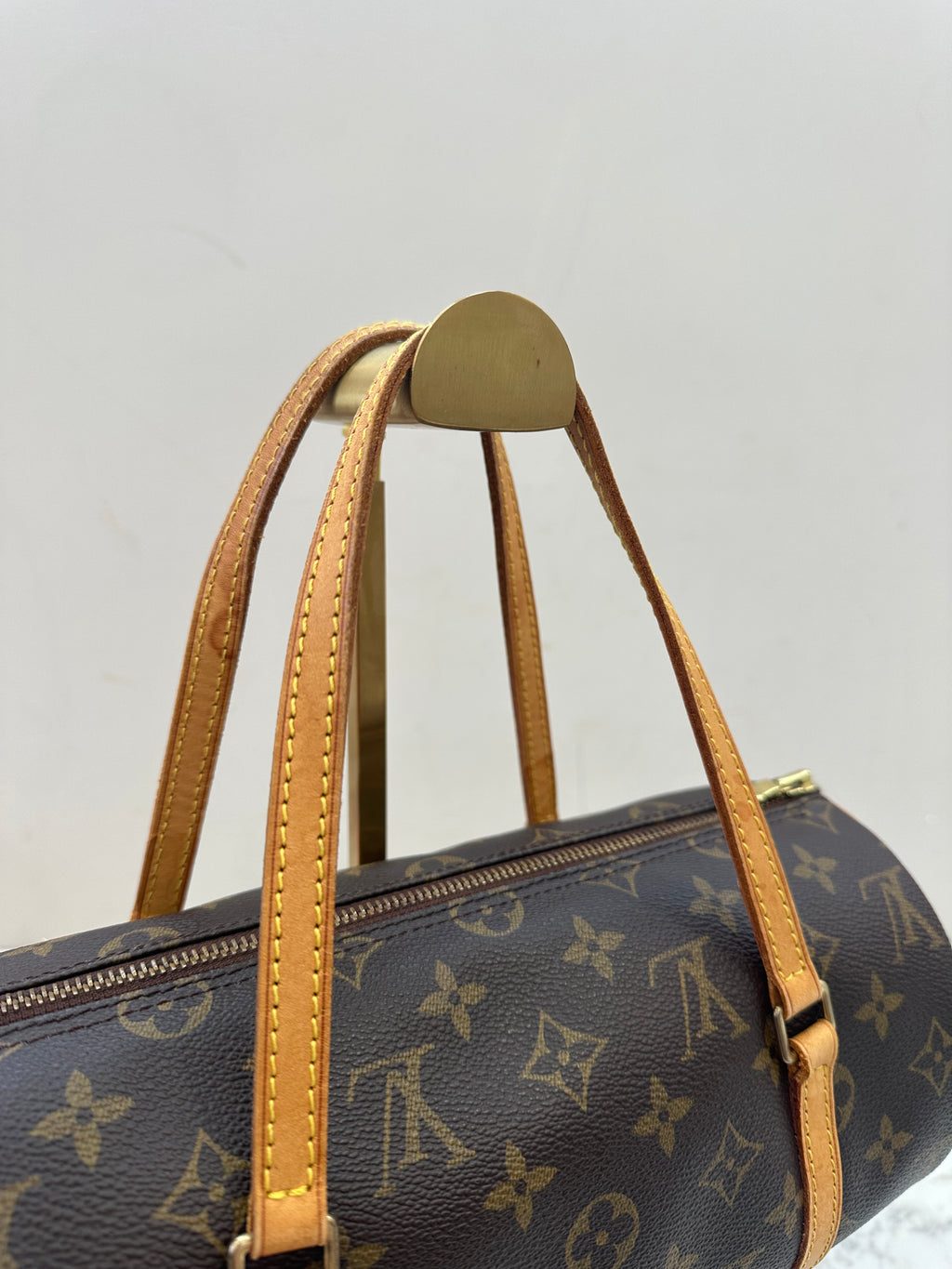 Louis Vuitton Papillon 26