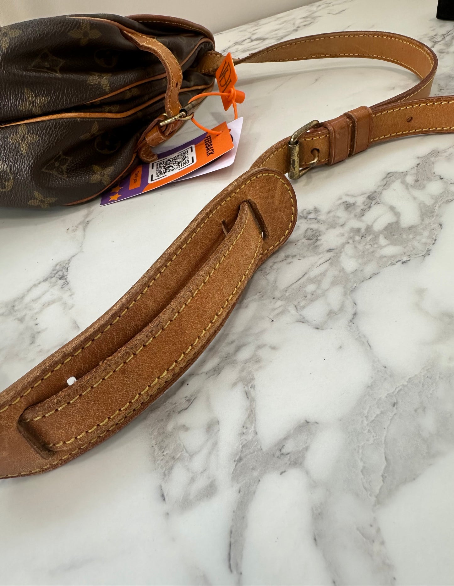 Louis Vuitton Saumur 30