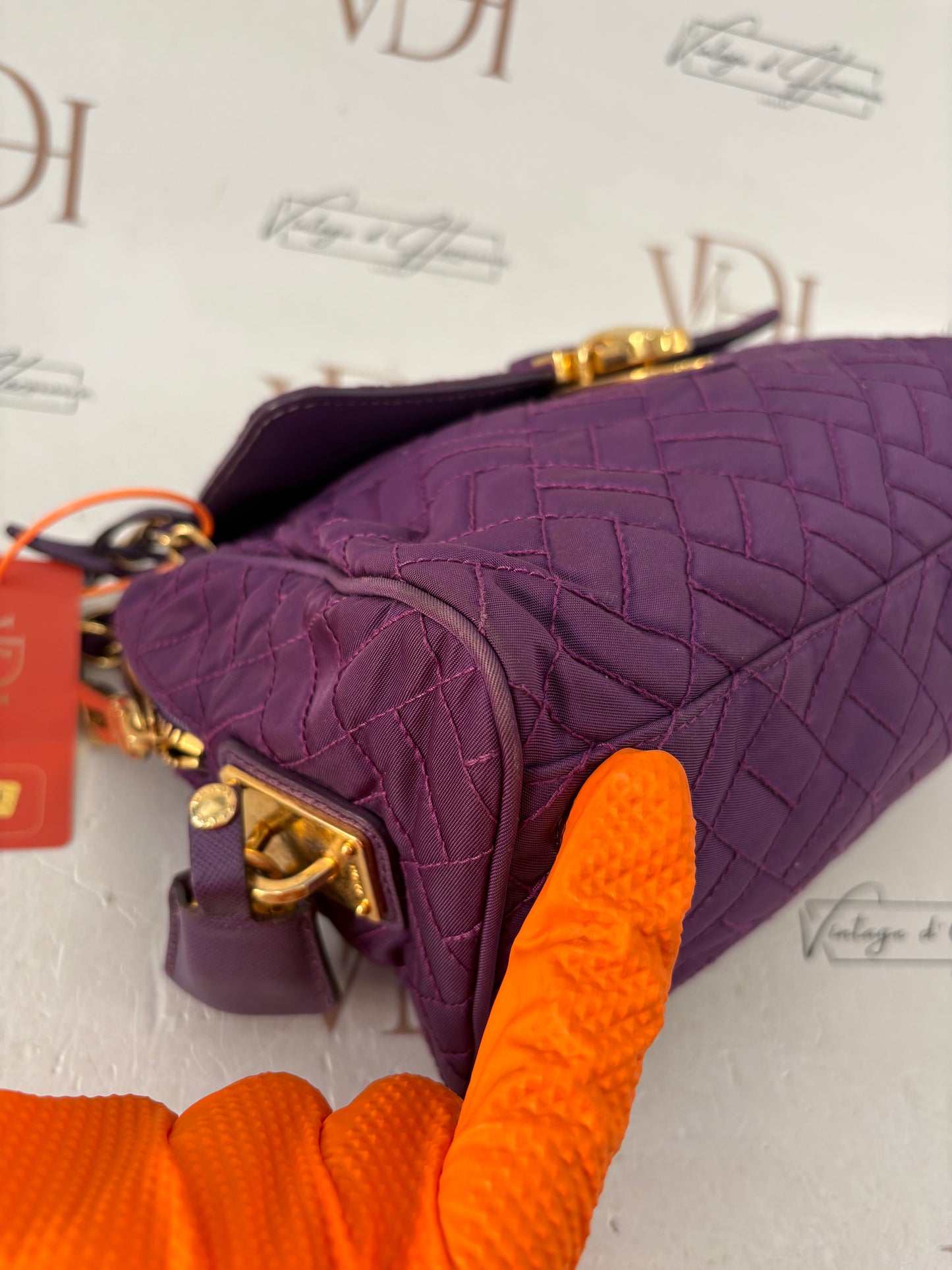 383868 - Prada Purple