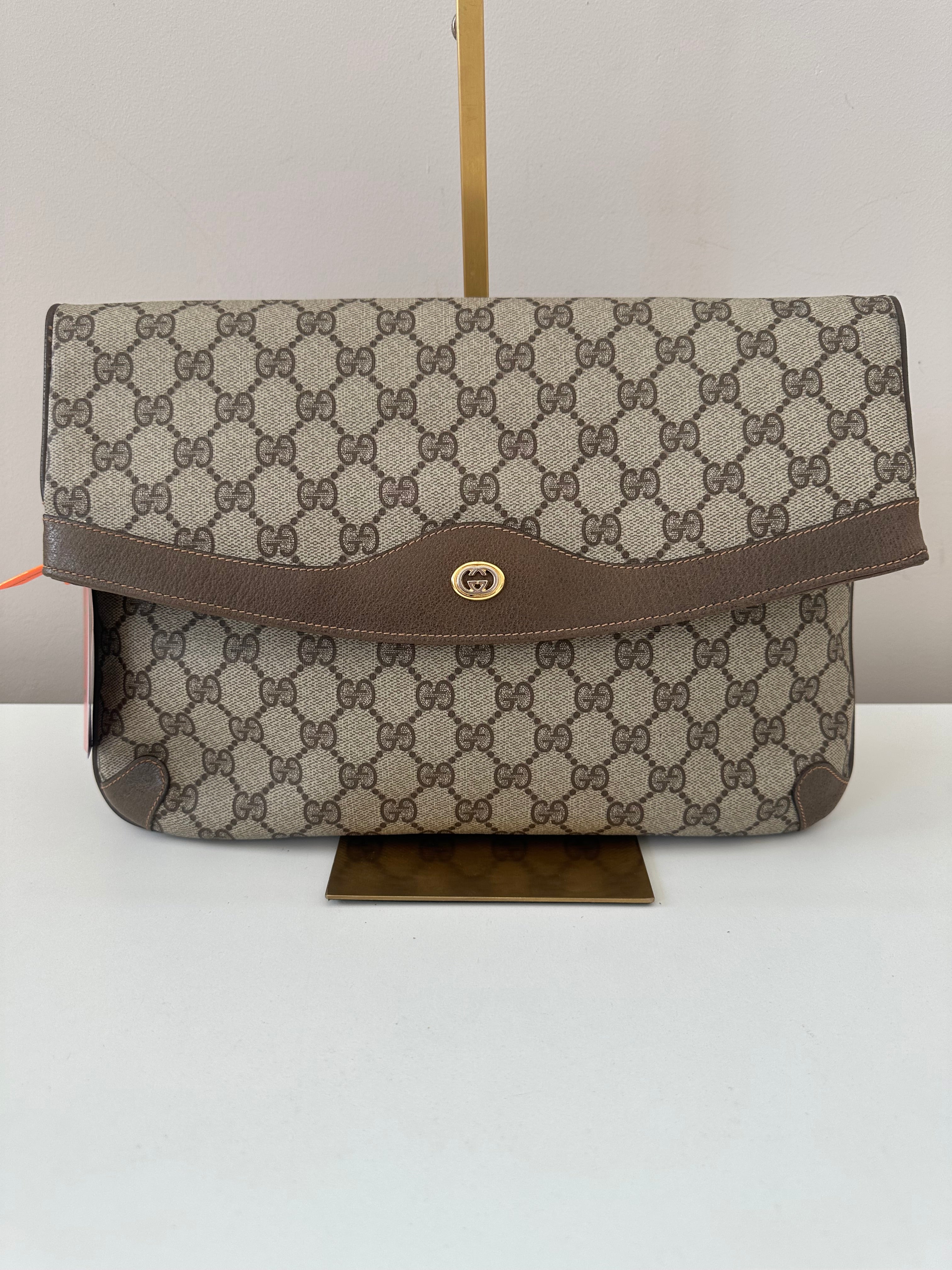 Gucci Pochette Interlocking