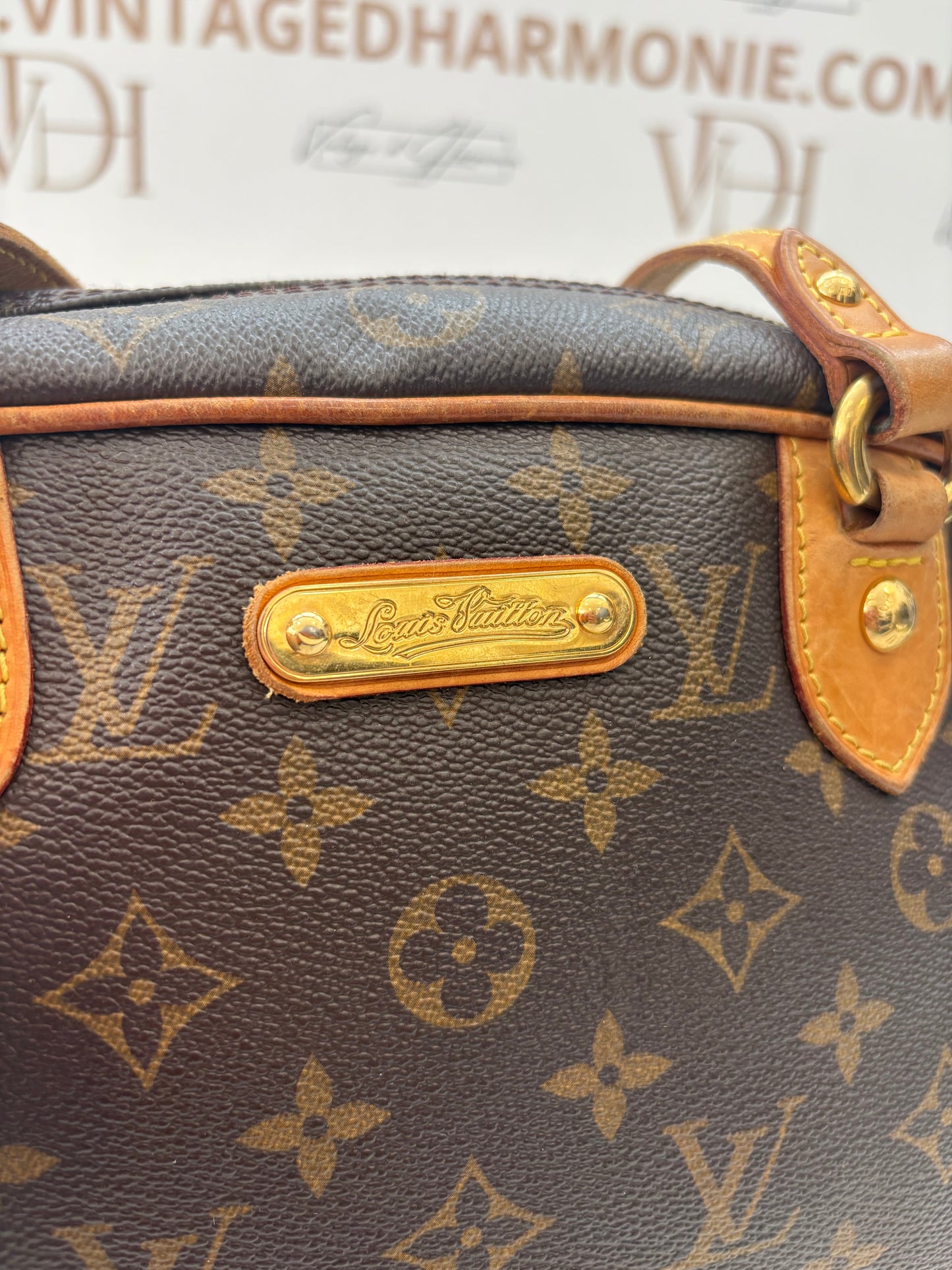 018742 - Louis Vuitton Montorgueil PM