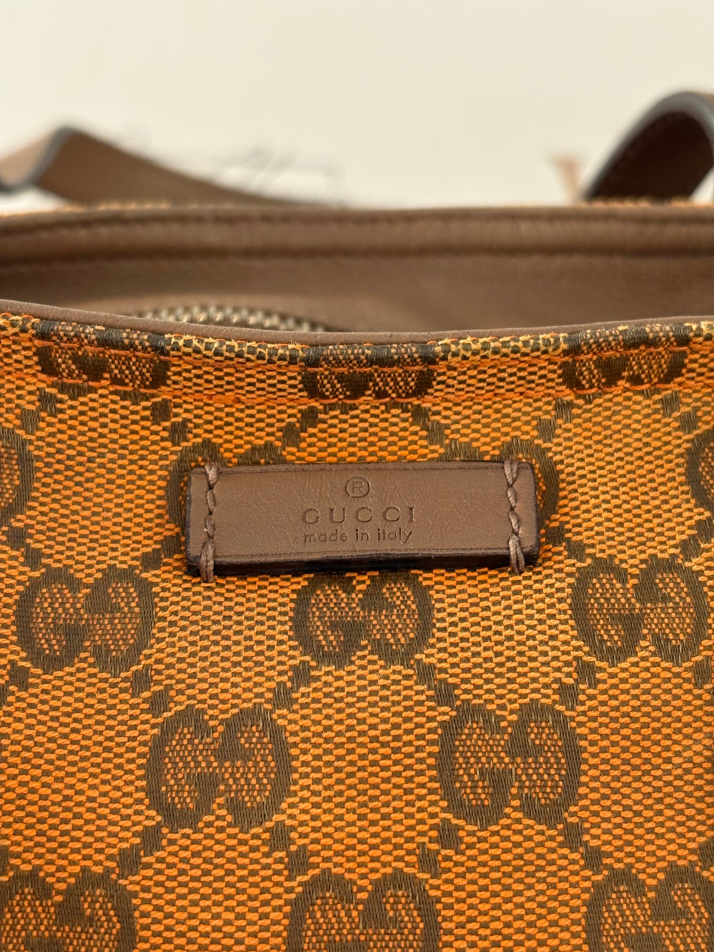 201723 - Gucci Orange