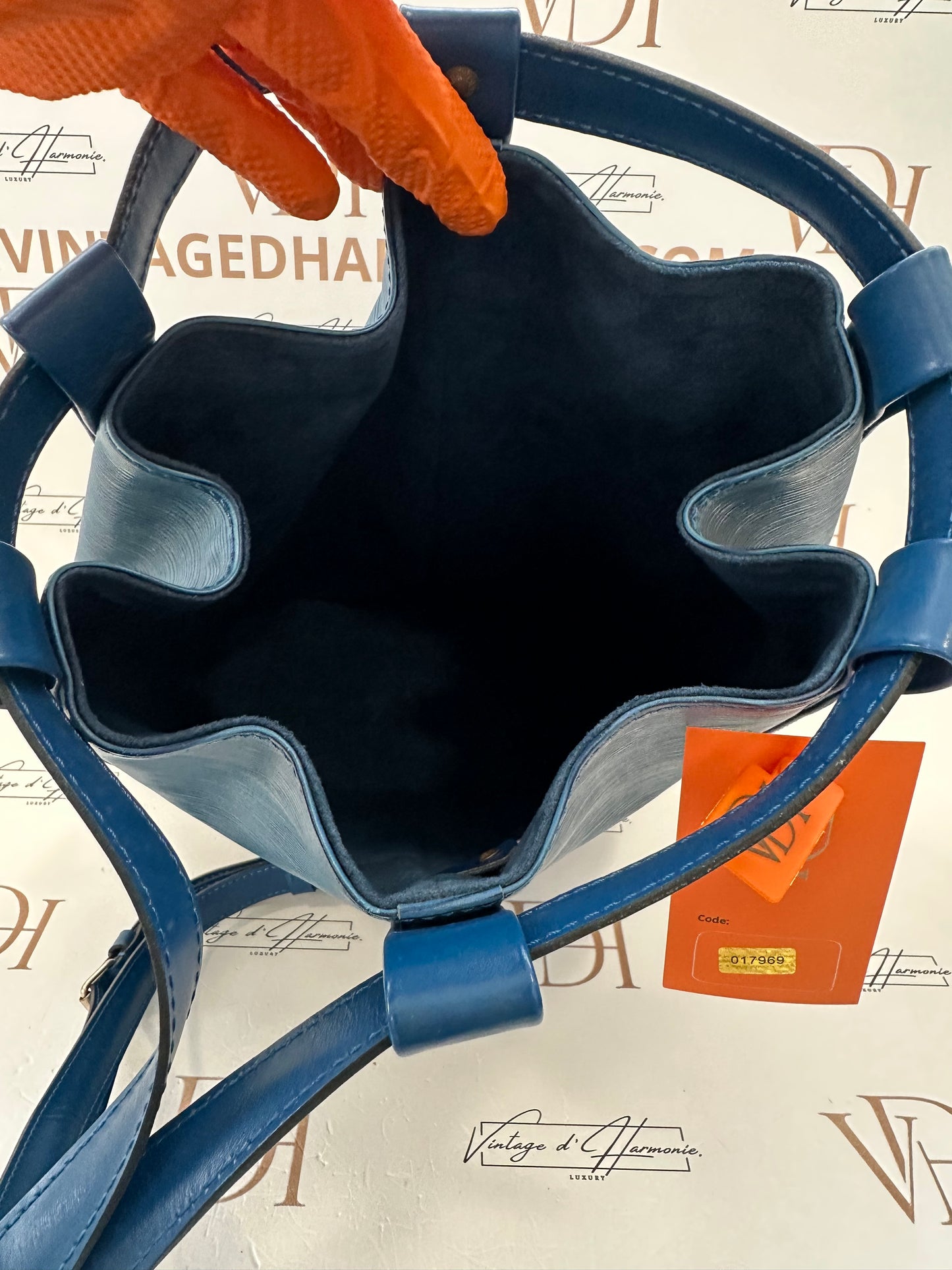 017969 - Louis Vuitton Randonne PM