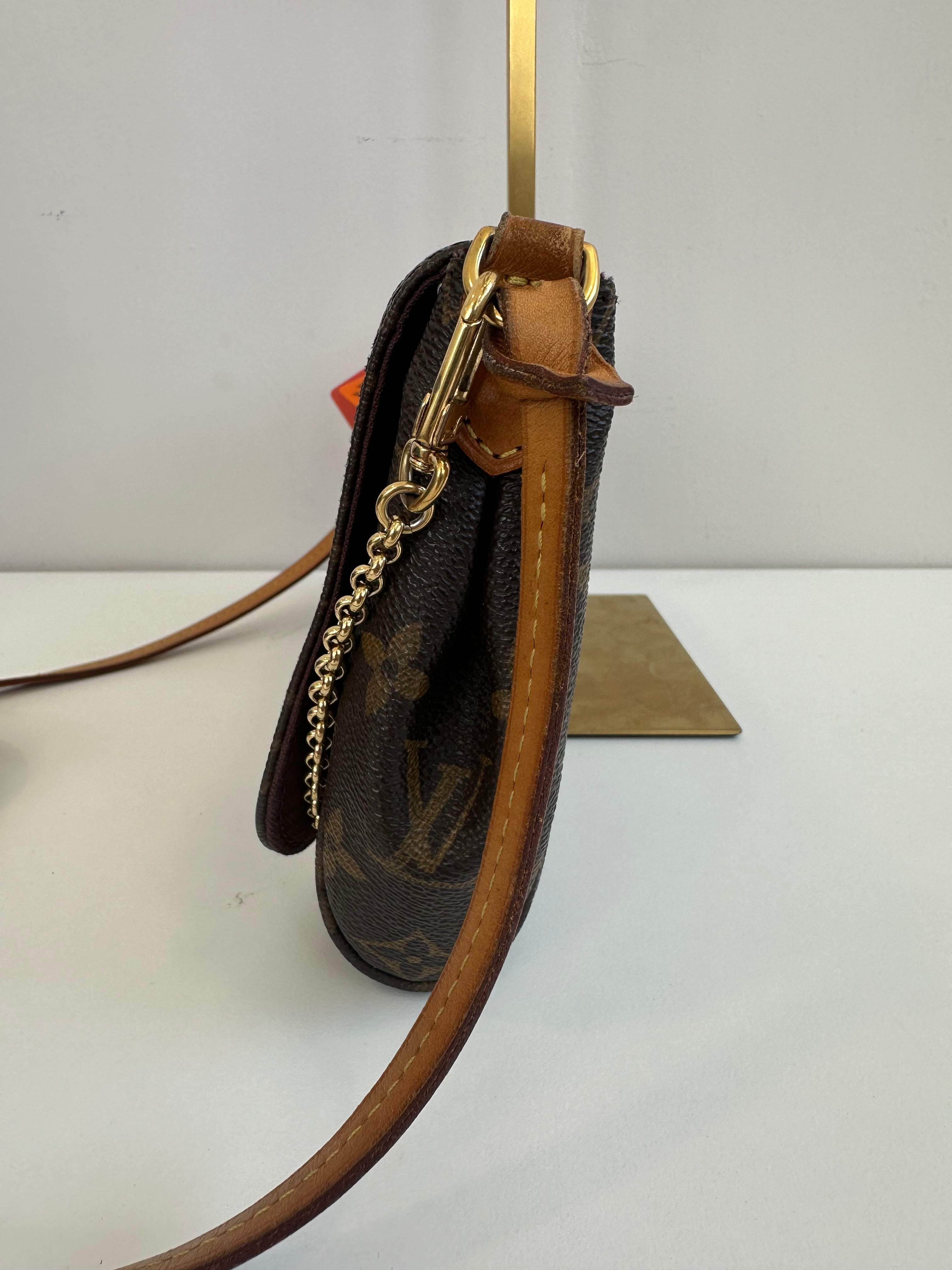 Louis Vuitton Favorite MM