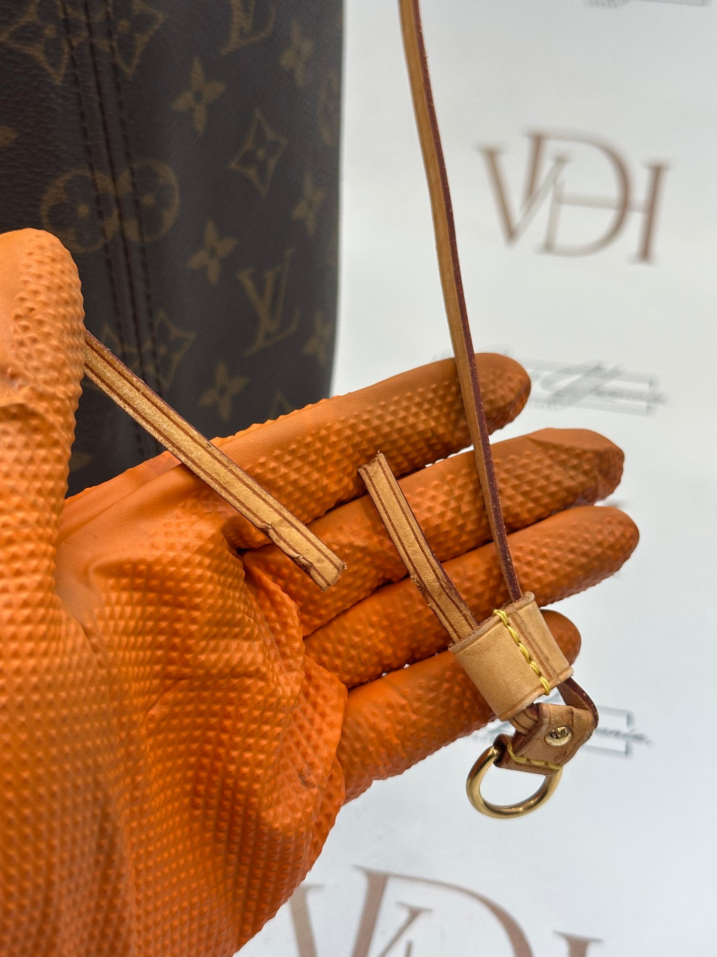 018708 - Louis Vuitton Neverfull GM