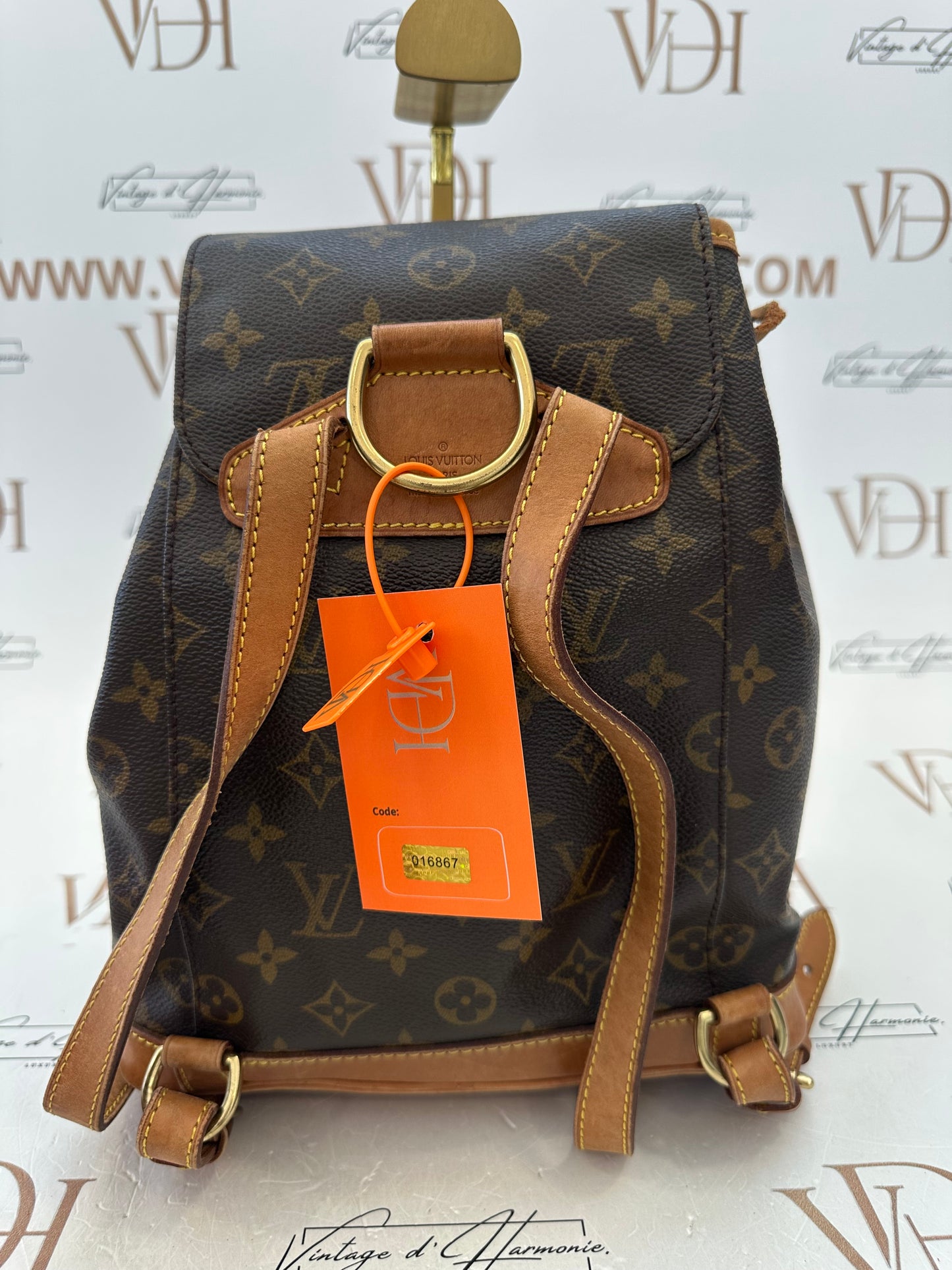 016867 - Louis Vuitton Montsouris MM