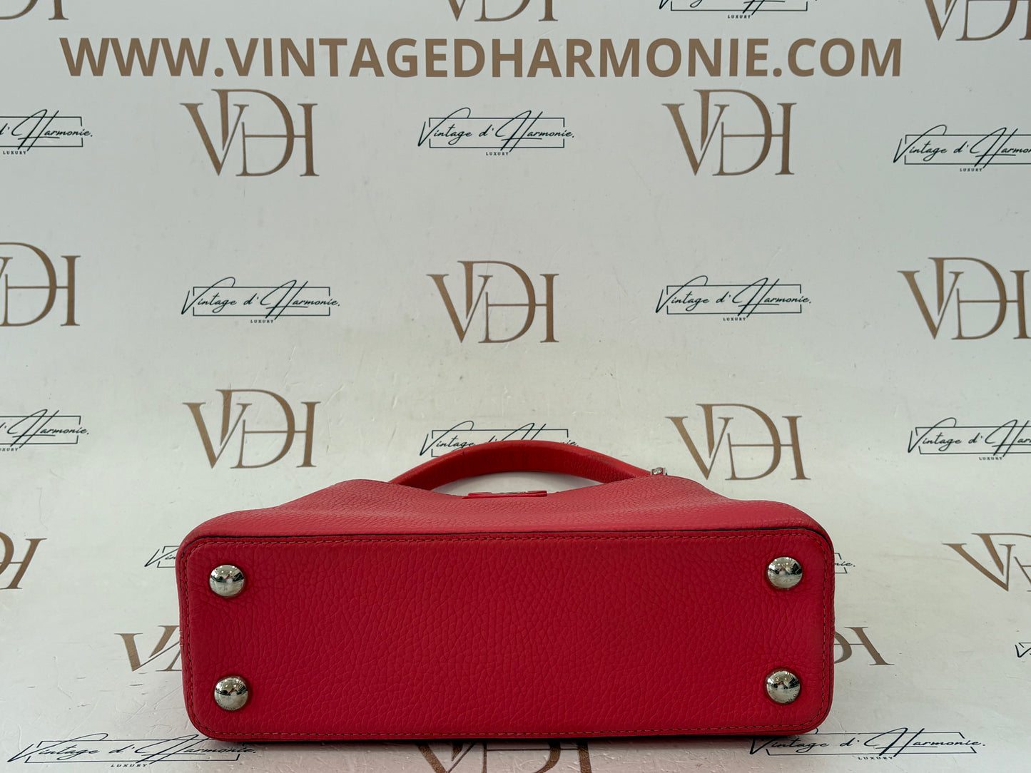 201579 - Louis Vuitton Capucines BB