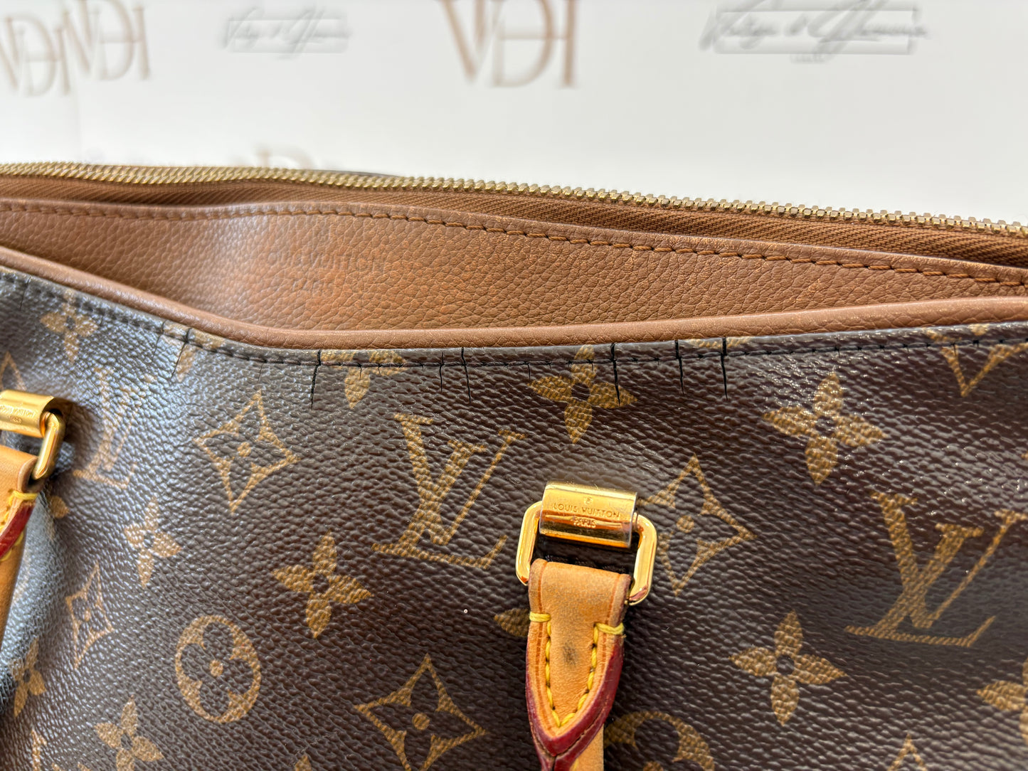 018771 - Louis Vuitton Pallas