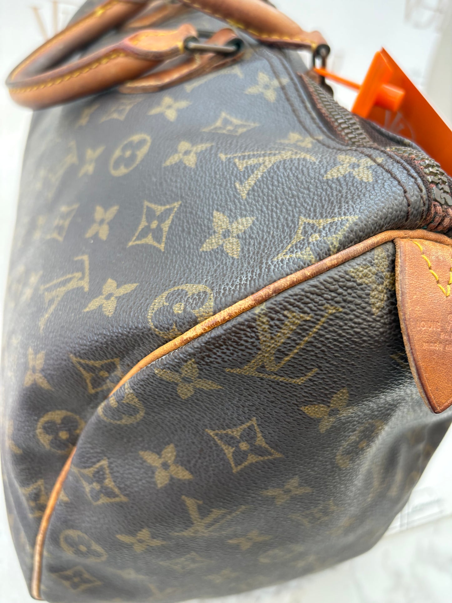 018997 - Louis Vuitton Speedy 40