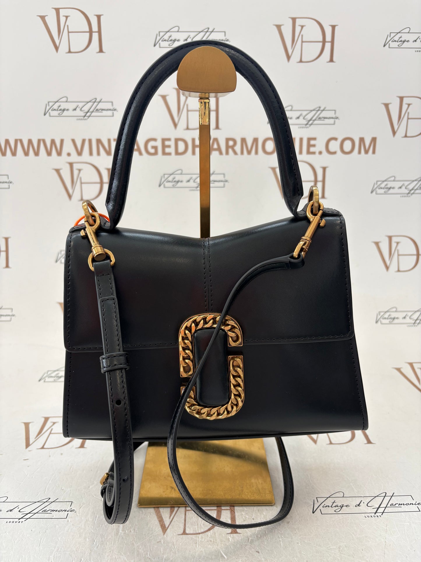 102600 - Marc Jacobs St.Marc