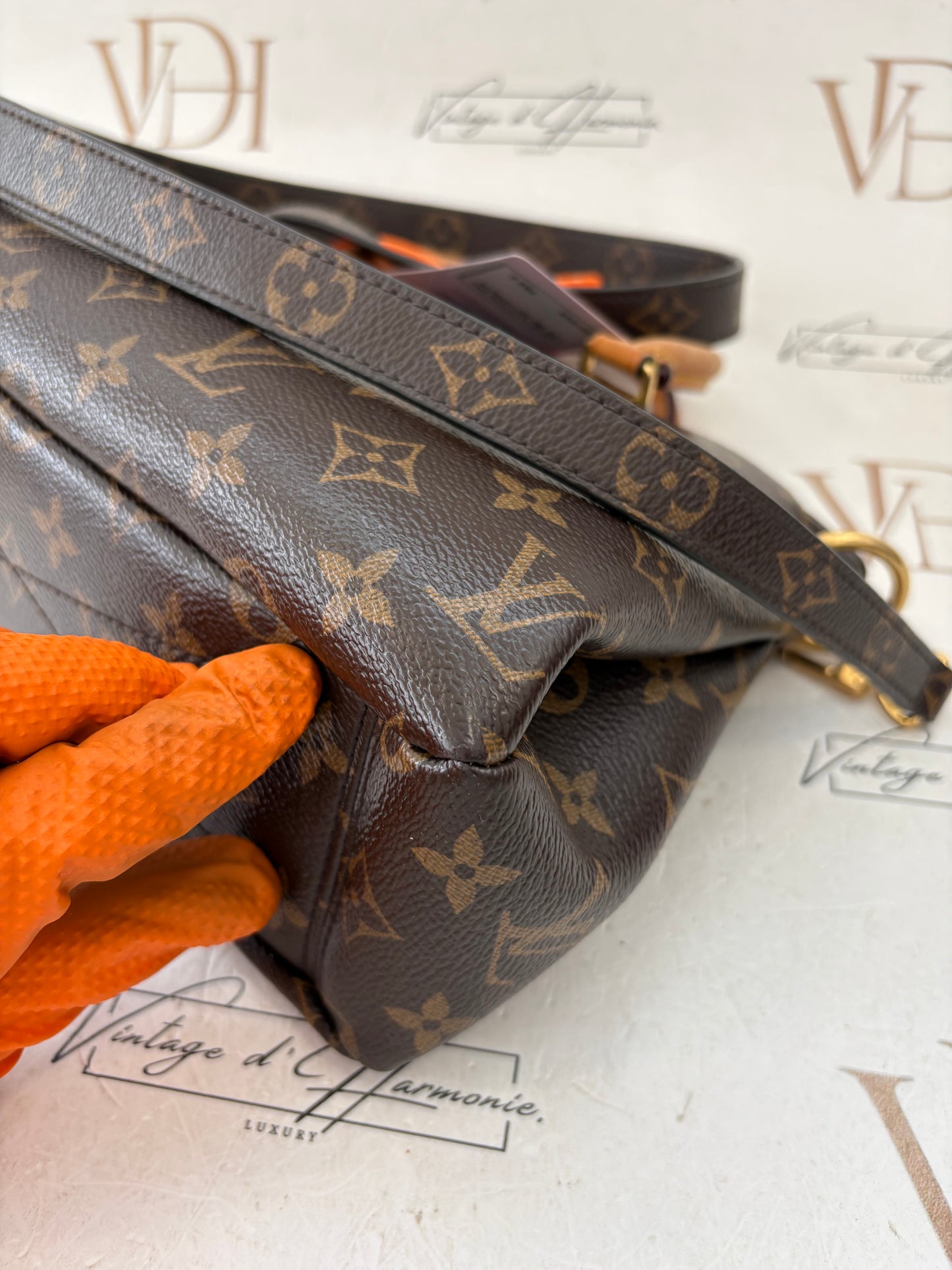 201545 - Louis Vuitton Pallas BB