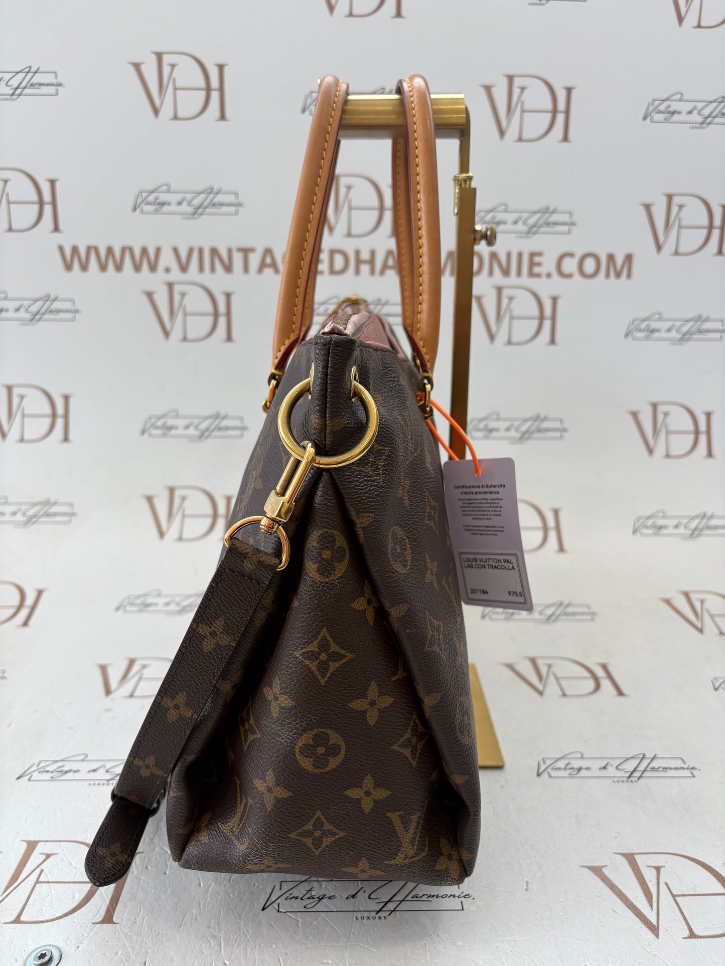 201184 - Louis Vuitton Pallas