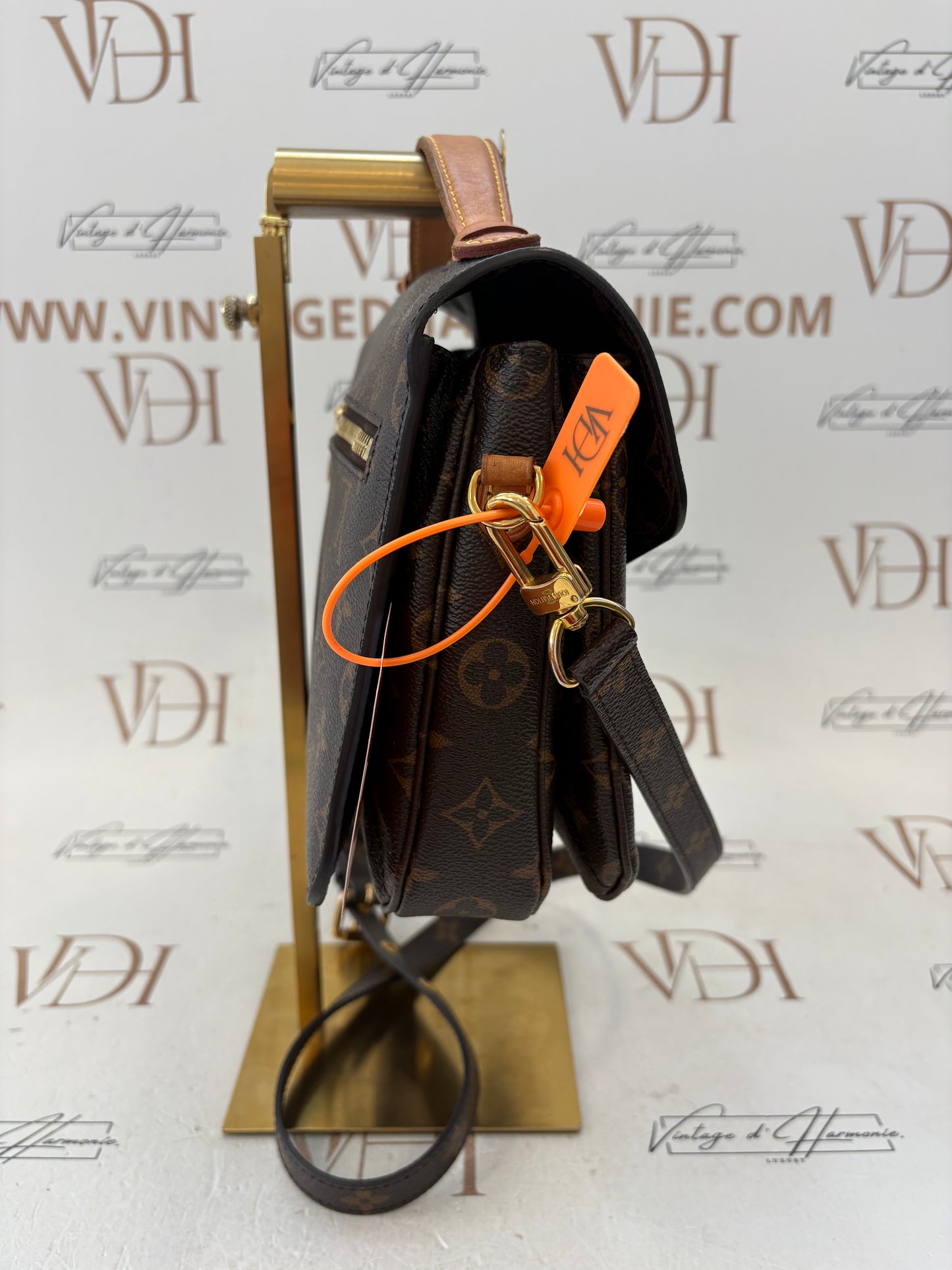 201402 - Louis Vuitton Metis