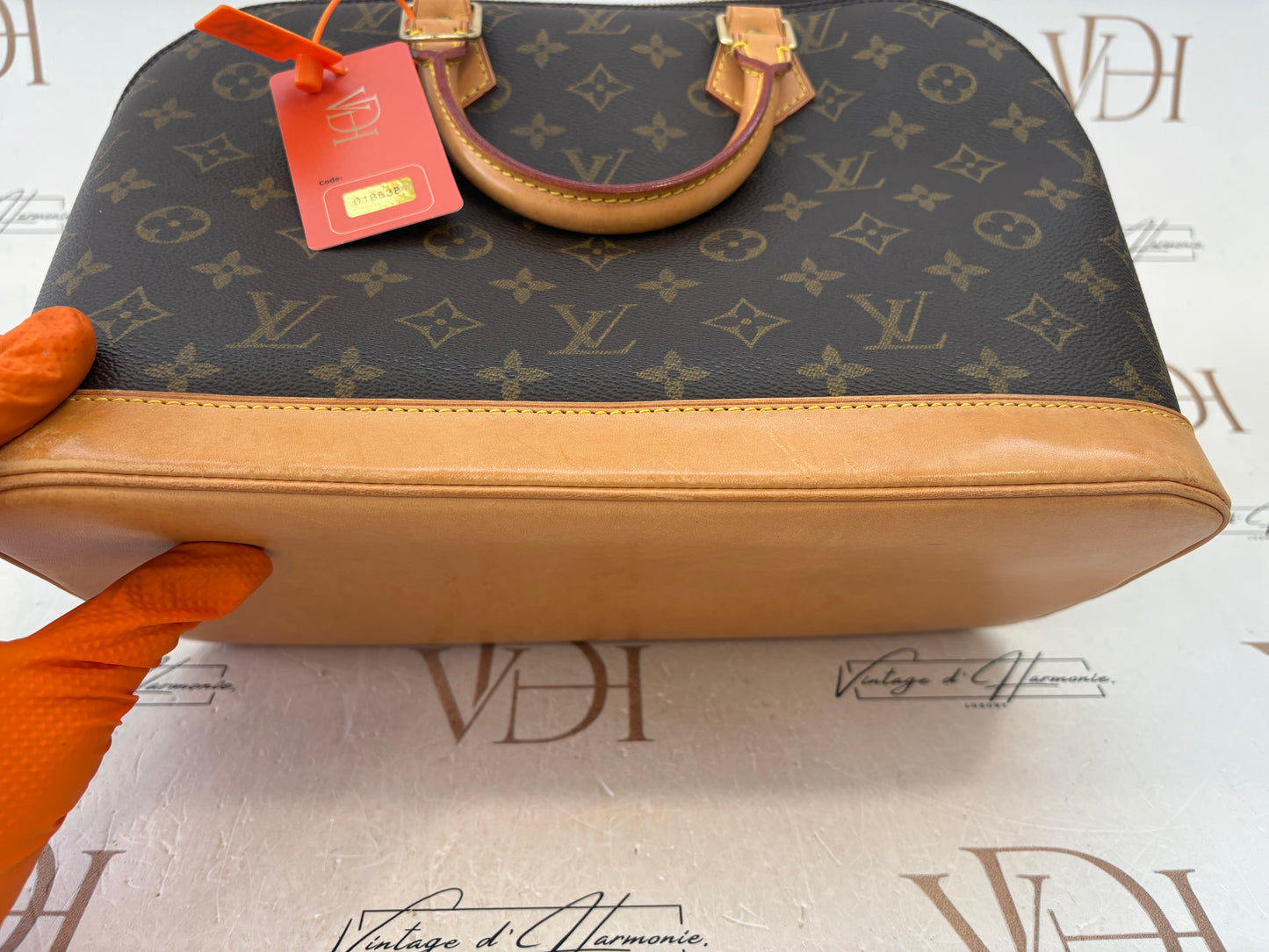 018538 - Louis Vuitton Alma
