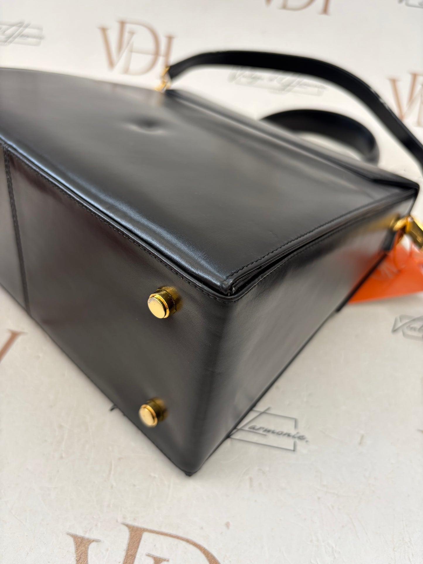 018795 - Salvatore Ferragamo Black