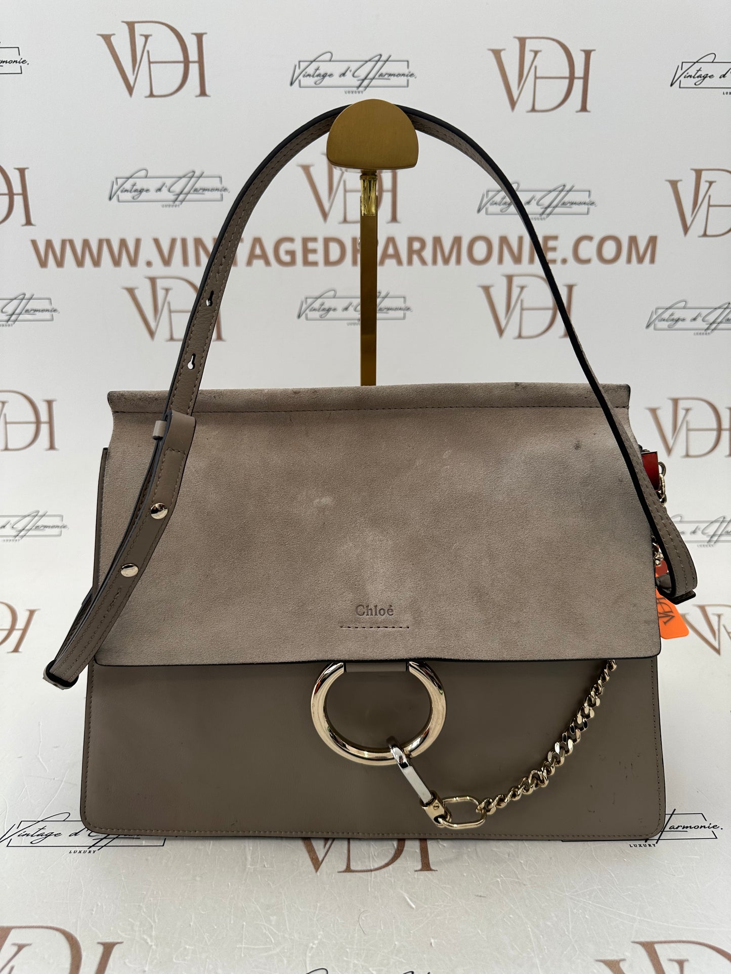 382935 - Chloè Faye