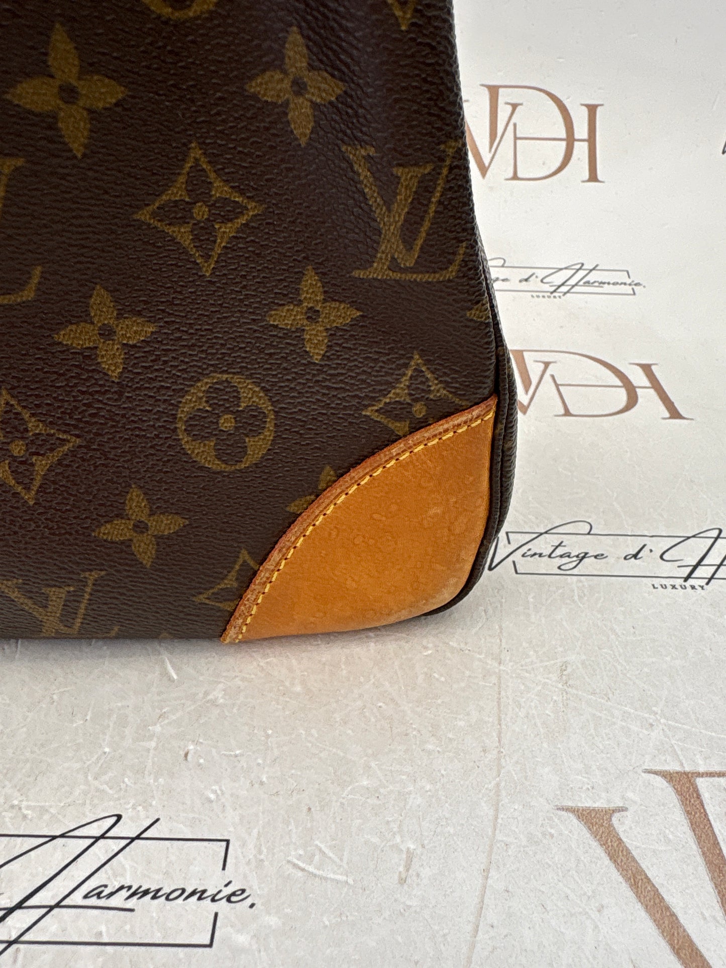 018797 - Louis Vuitton Boulogne