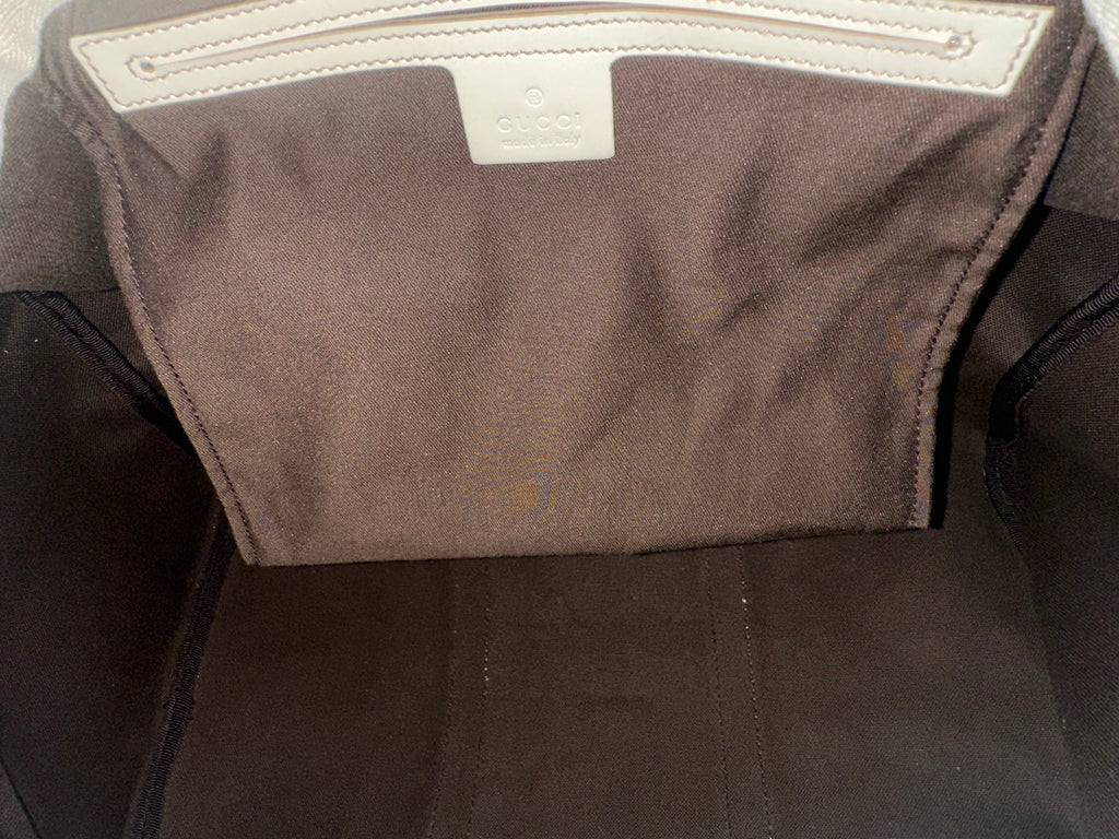 Gucci GG Ivory Bauletto