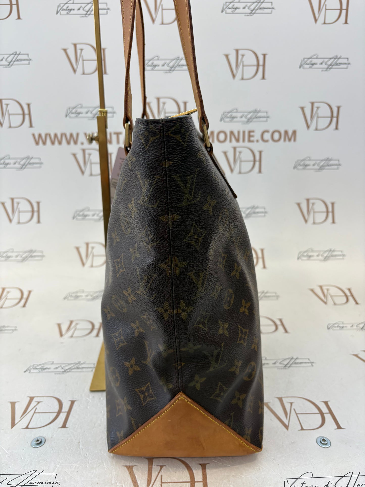 018582 - Louis Vuitton Cabas Mezzo