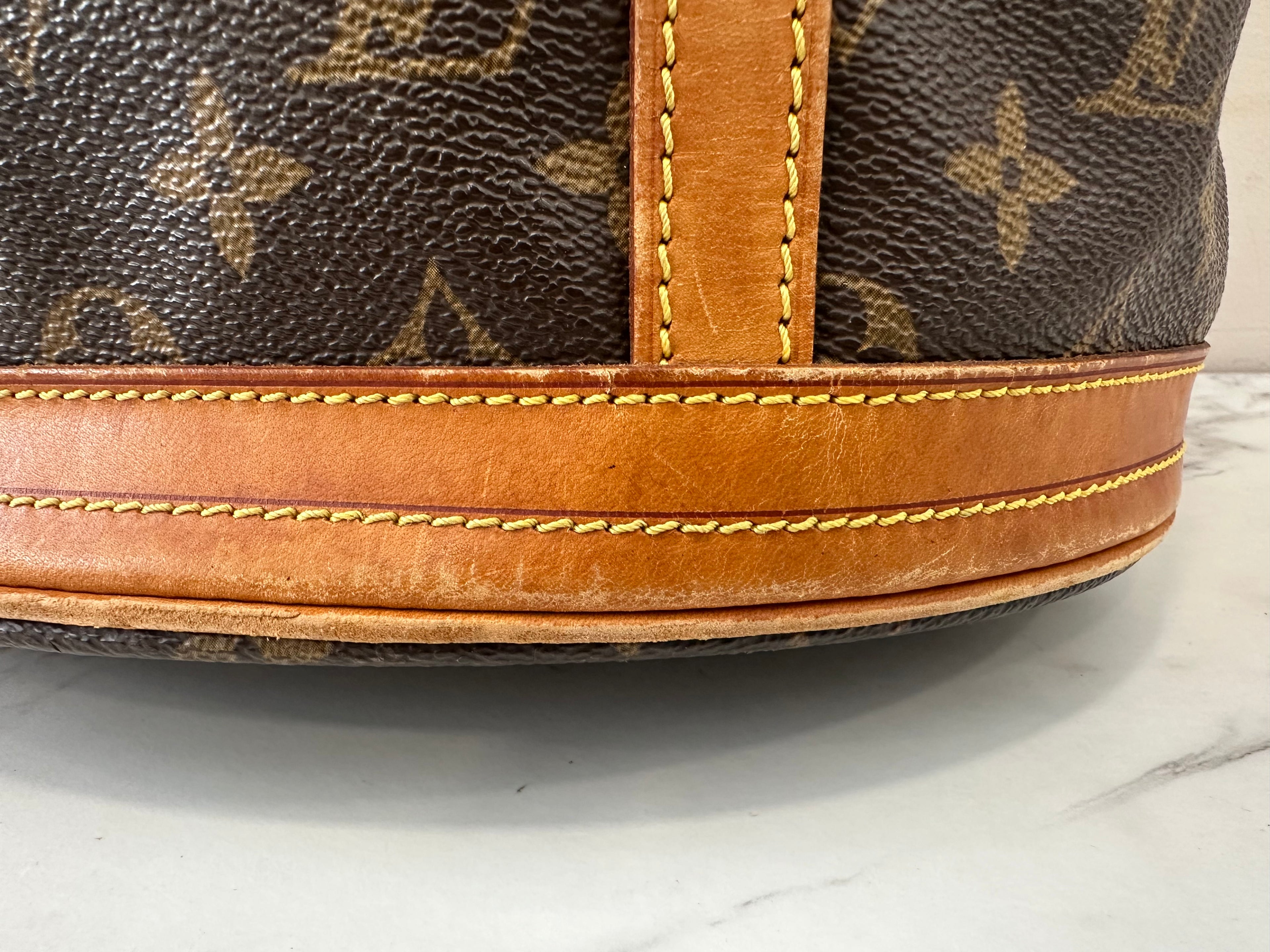 Louis Vuitton Bucket GM