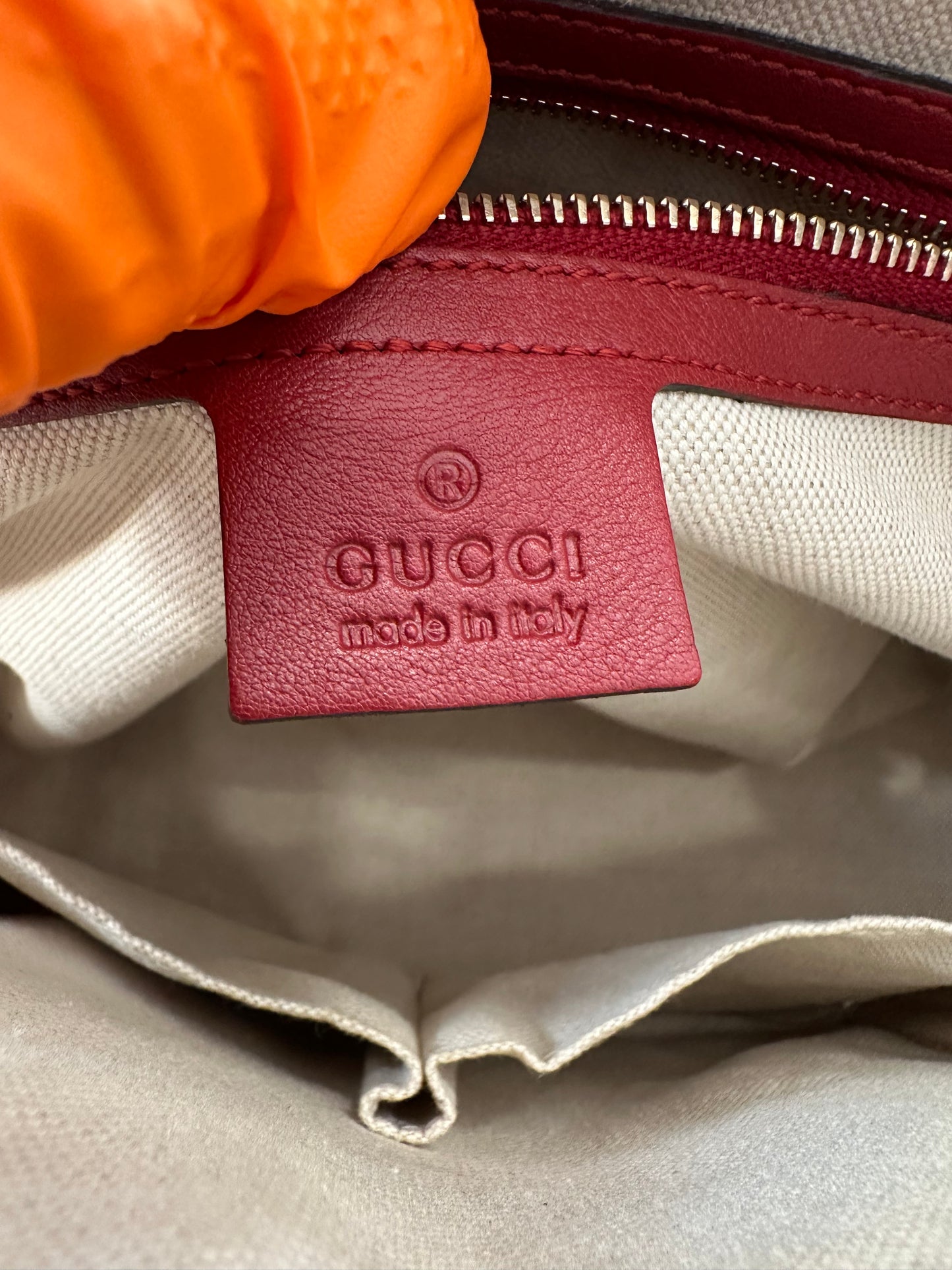 382585 - Gucci Microguccissima