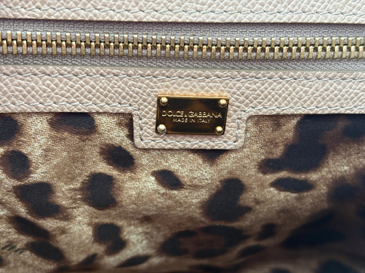 383679 - Dolce & Gabbana Sicily