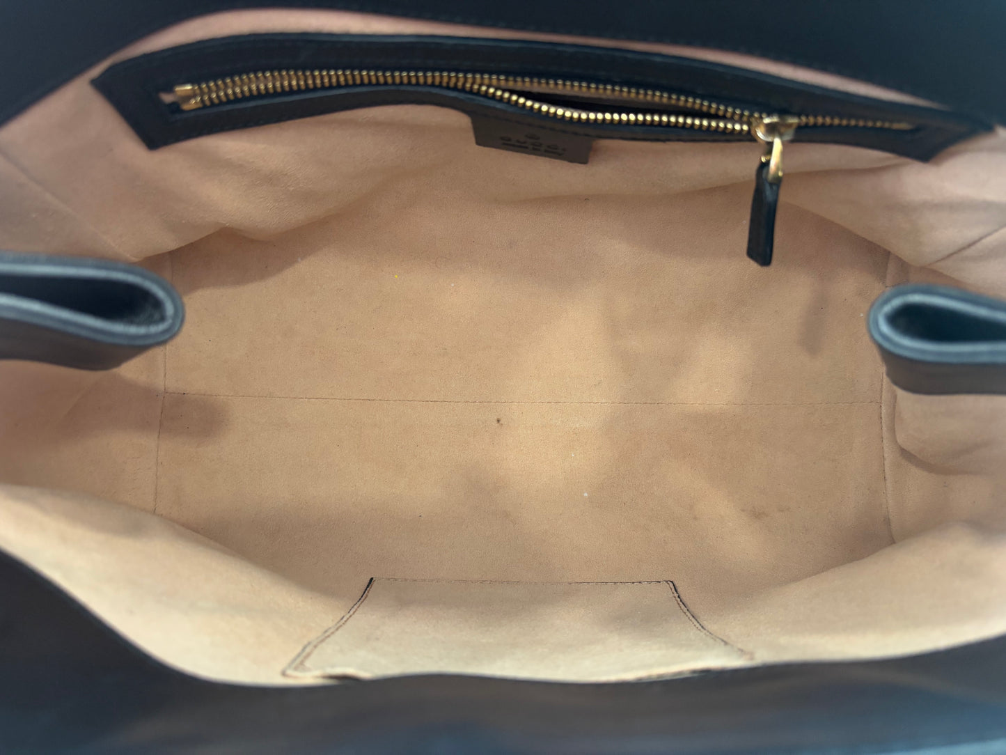 384270 - Gucci Nymphaea