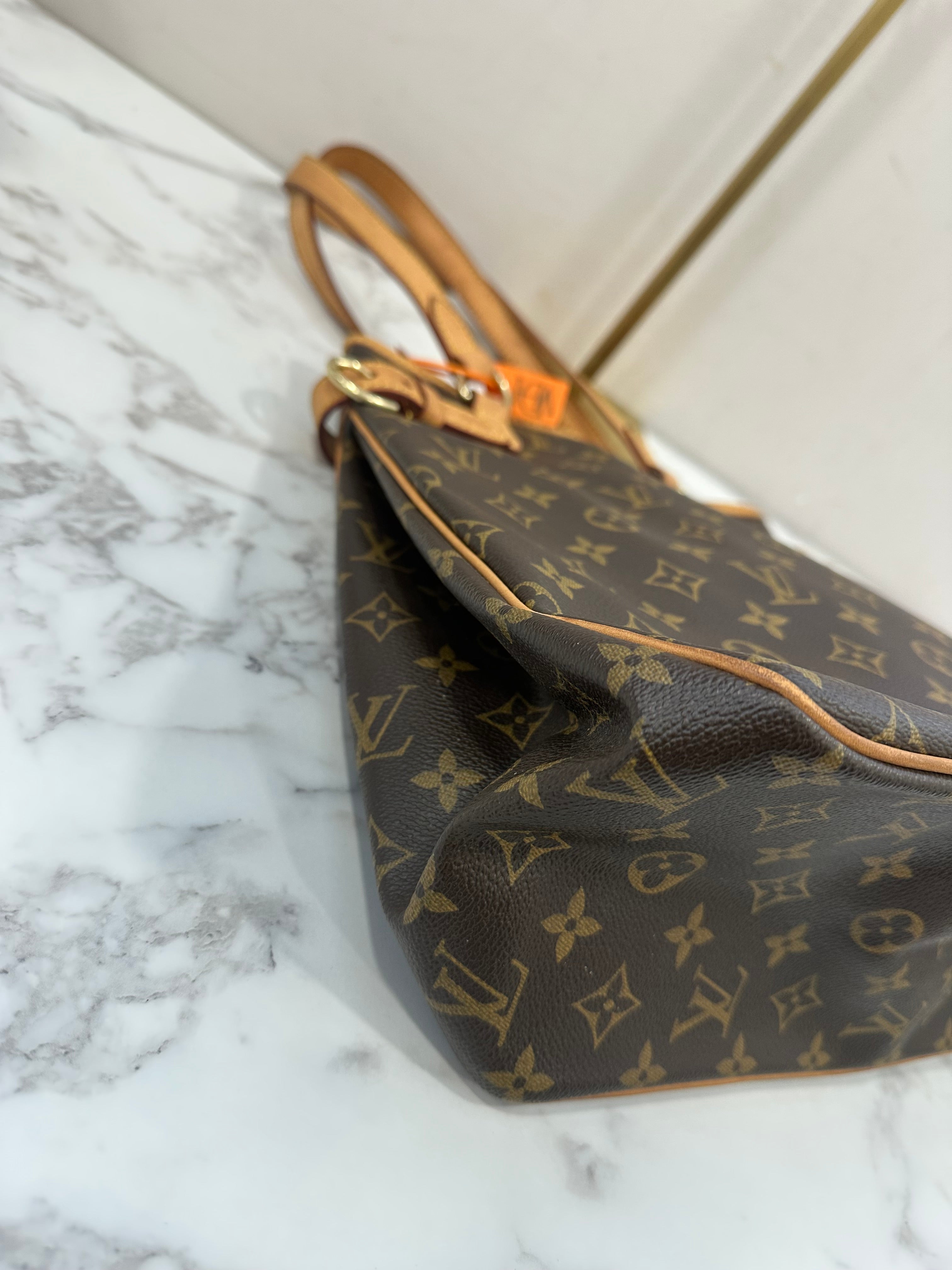 Louis Vuitton Batignolles Vertical