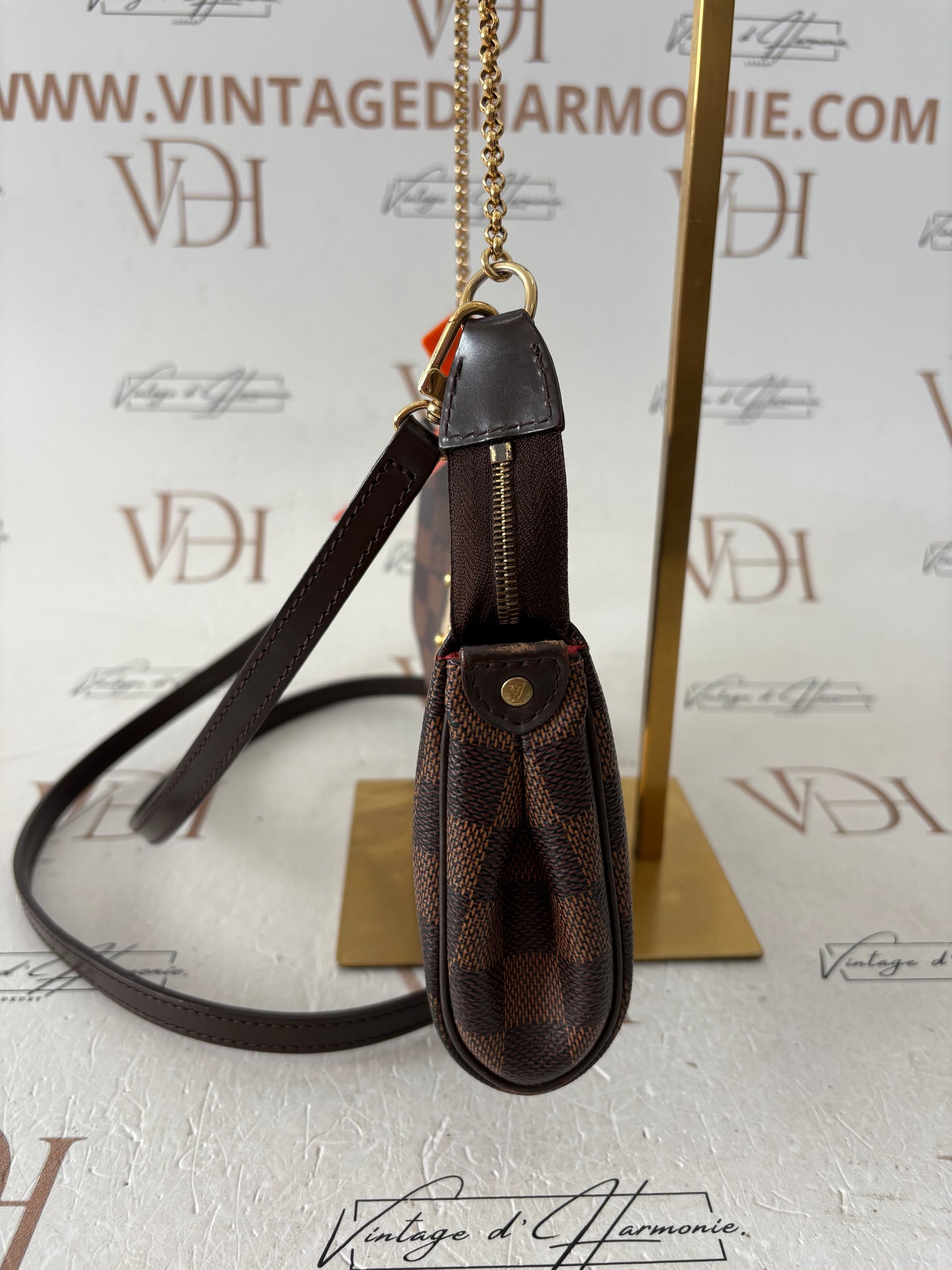 018410 - Louis Vuitton Eva
